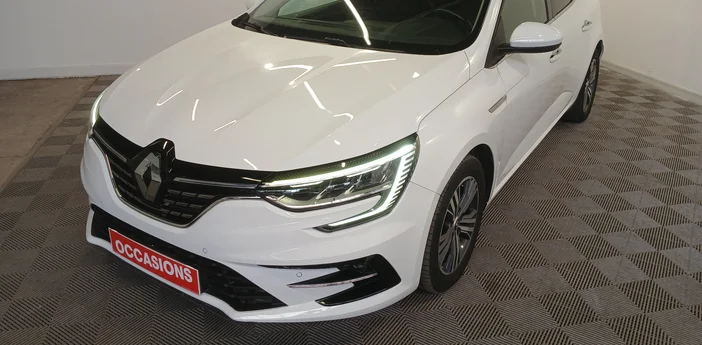 RENAULT MEGANE IV BERLINE