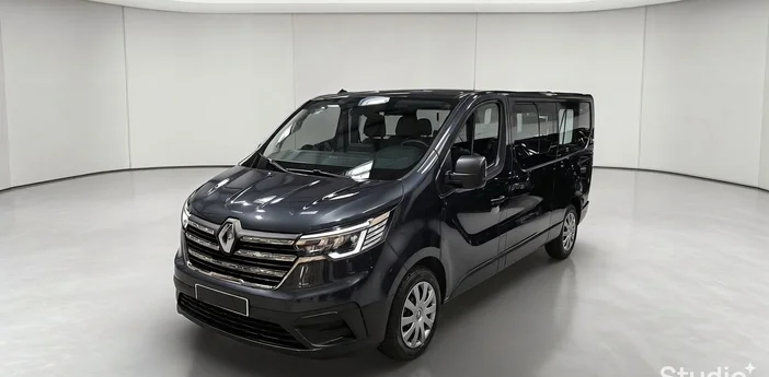 RENAULT TRAFIC III MINIBUS