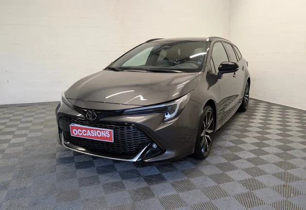 TOYOTA COROLLA TOURING SPORTS HYBRIDE