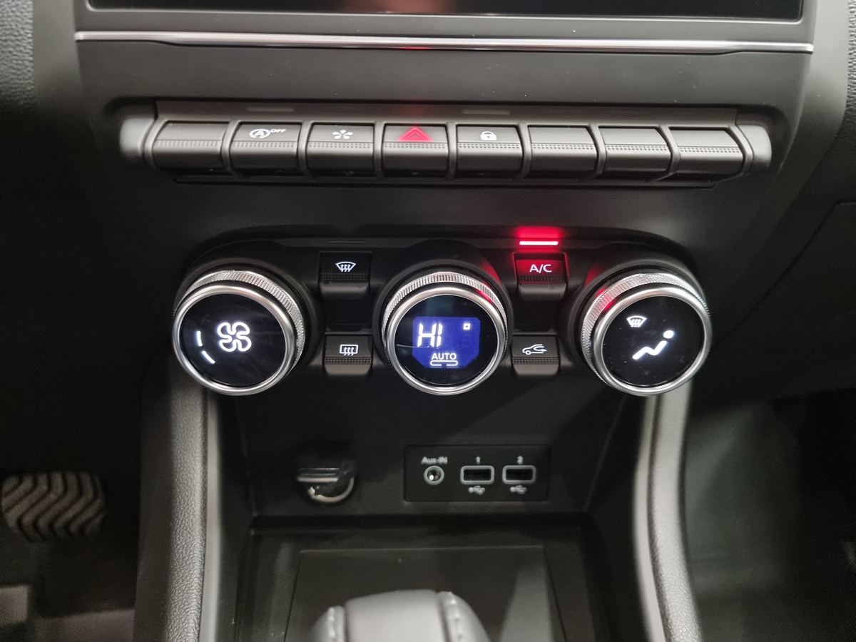 RENAULT CAPTUR mild hybrid 140 EDC Techno