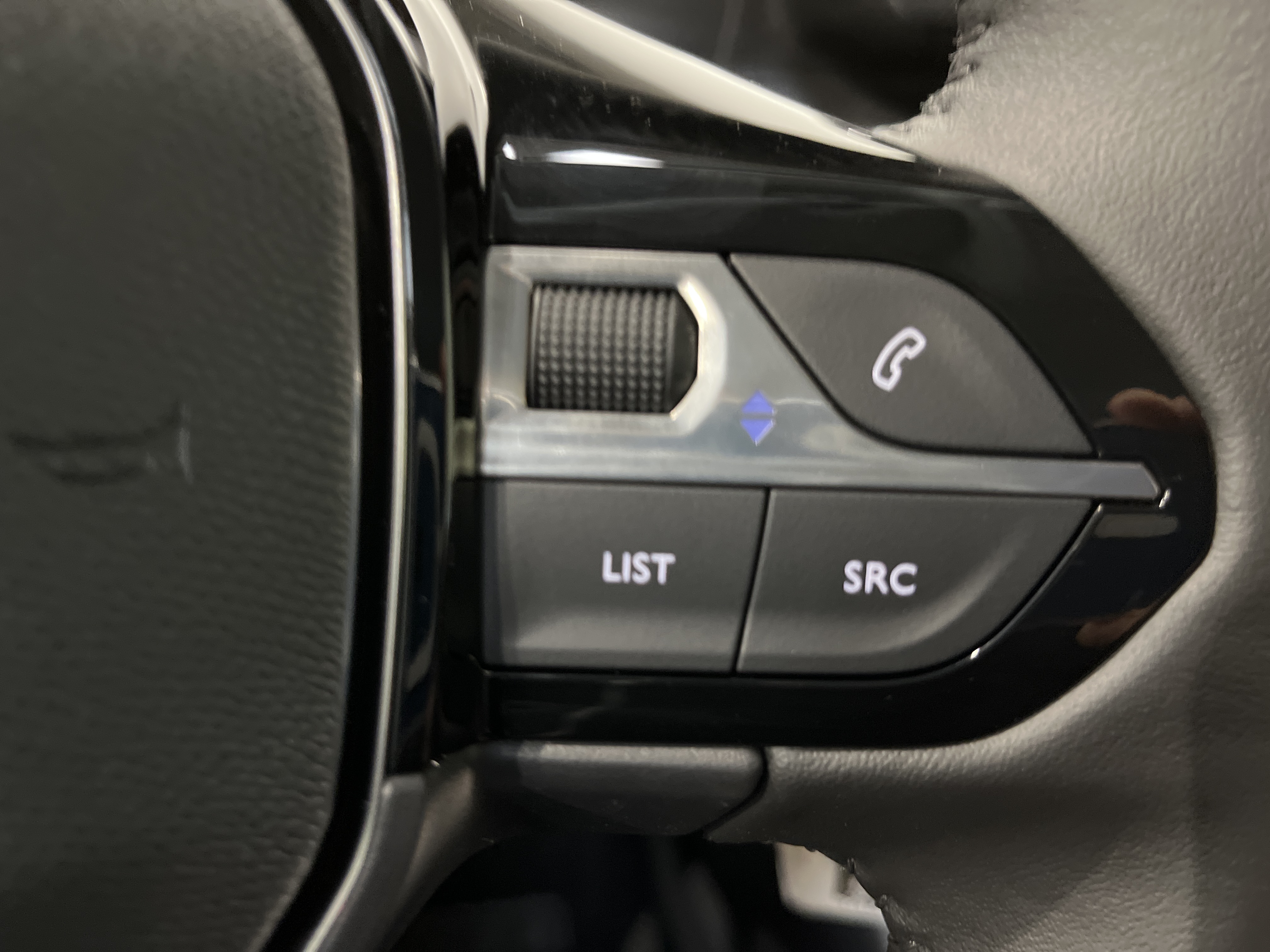 PEUGEOT 208 Allure PureTech 100 S&S BVM6