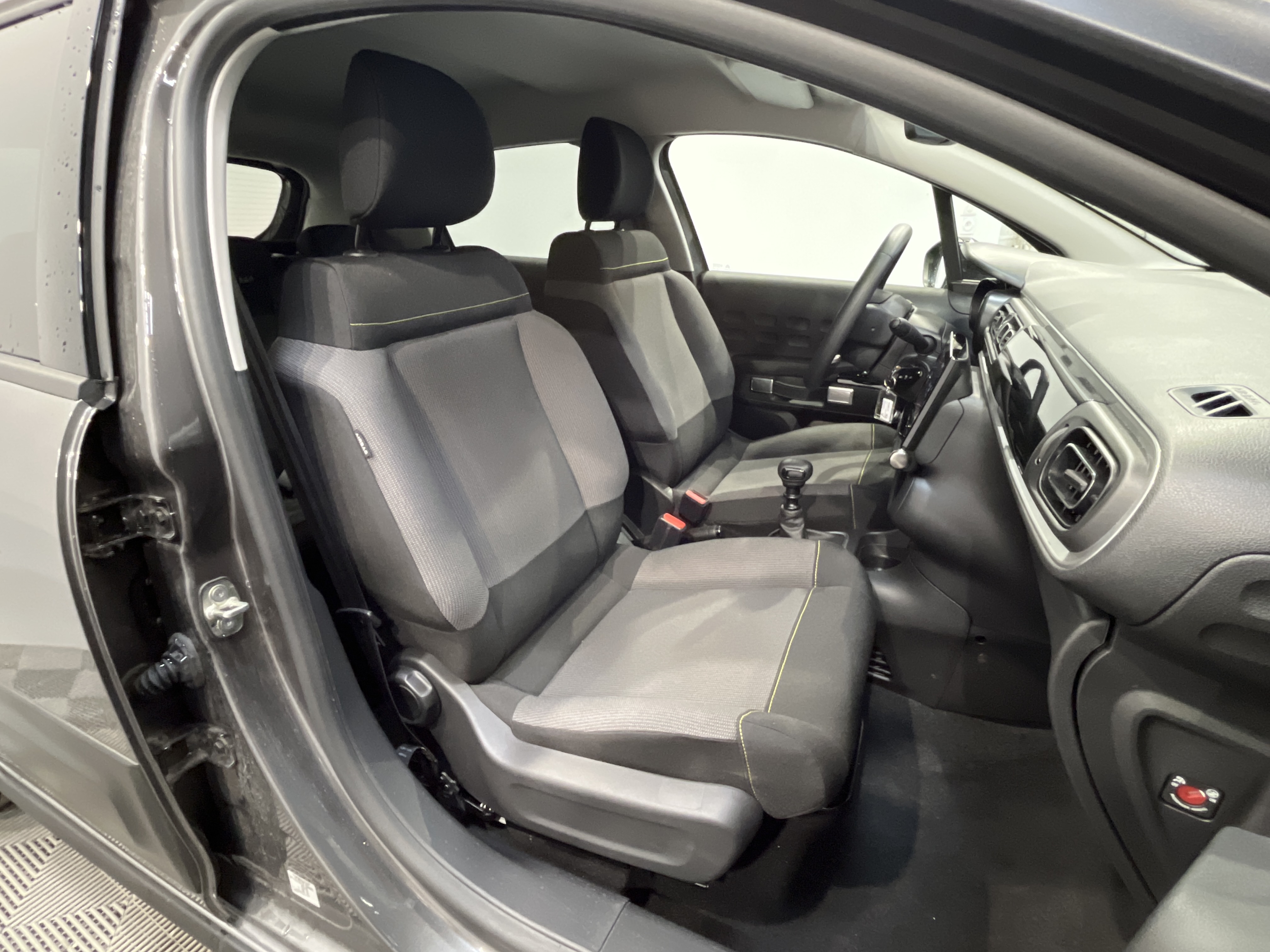 CITROEN C3 C3 V4 PT110 S&S BVM6 SHINE