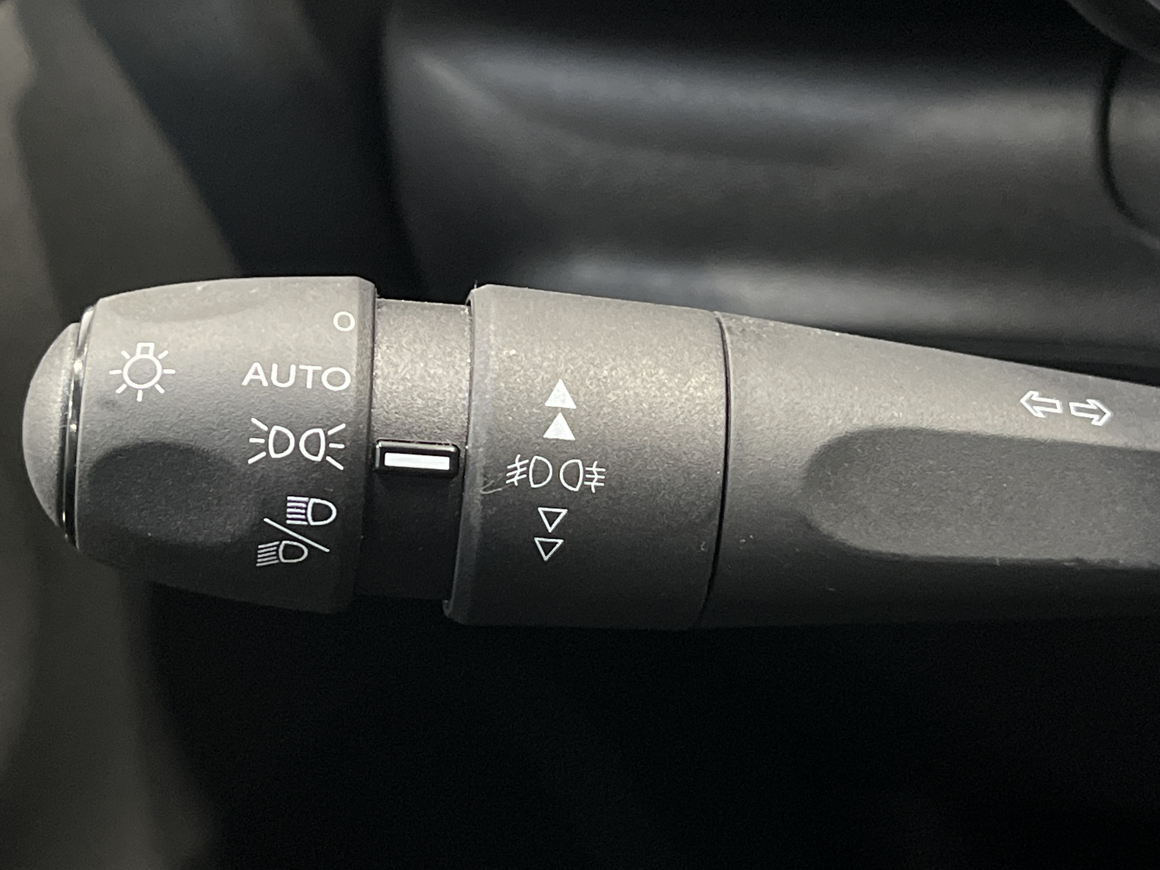 CITROEN C3 C3 V4 PT110 S&S BVM6 SHINE