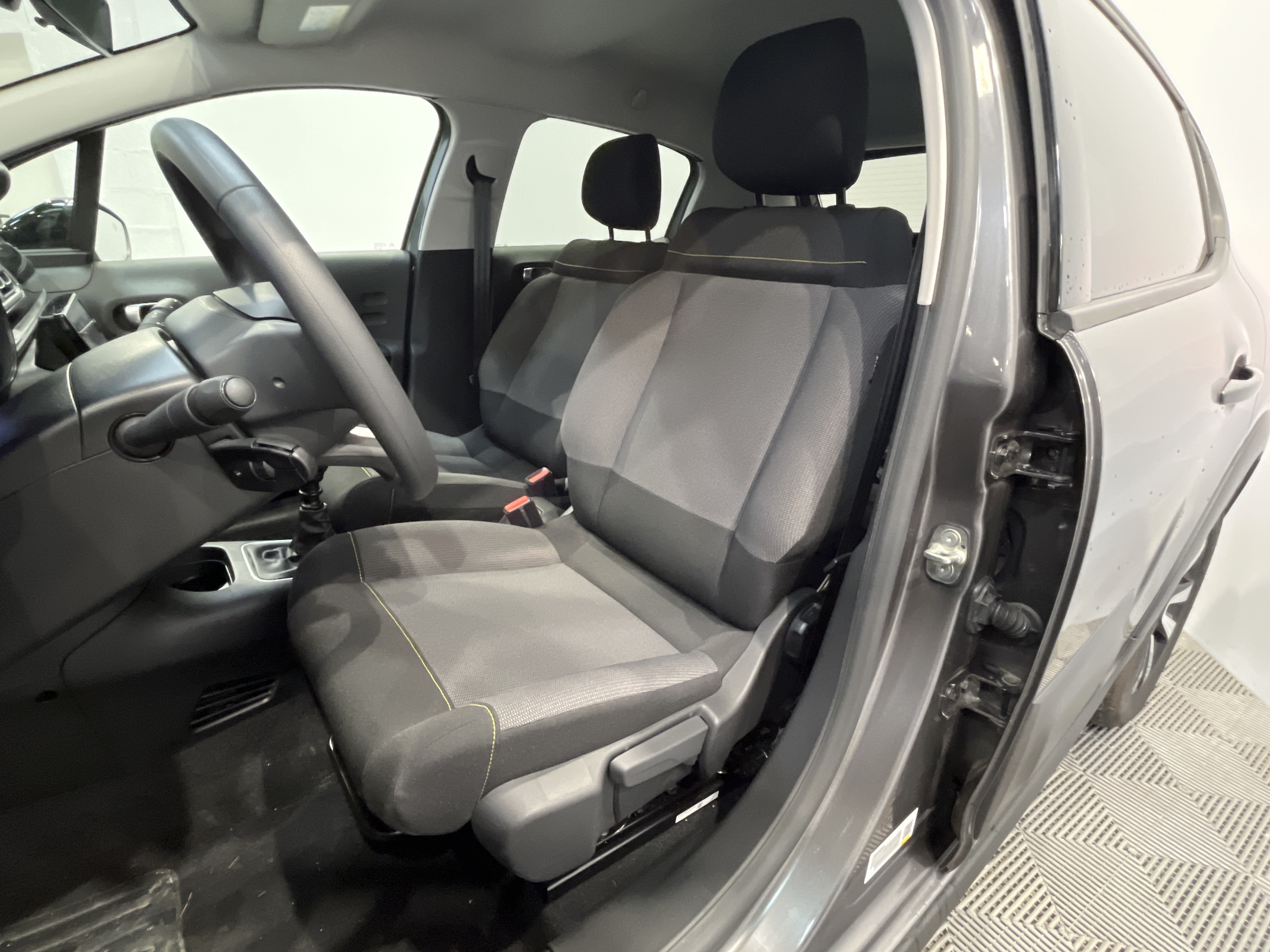 CITROEN C3 C3 V4 PT110 S&S BVM6 SHINE