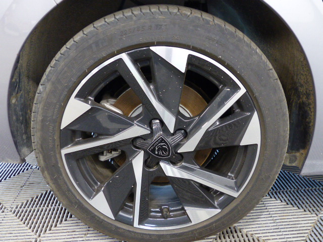 PEUGEOT 308 PHEV 180 e-EAT8 Allure Pack