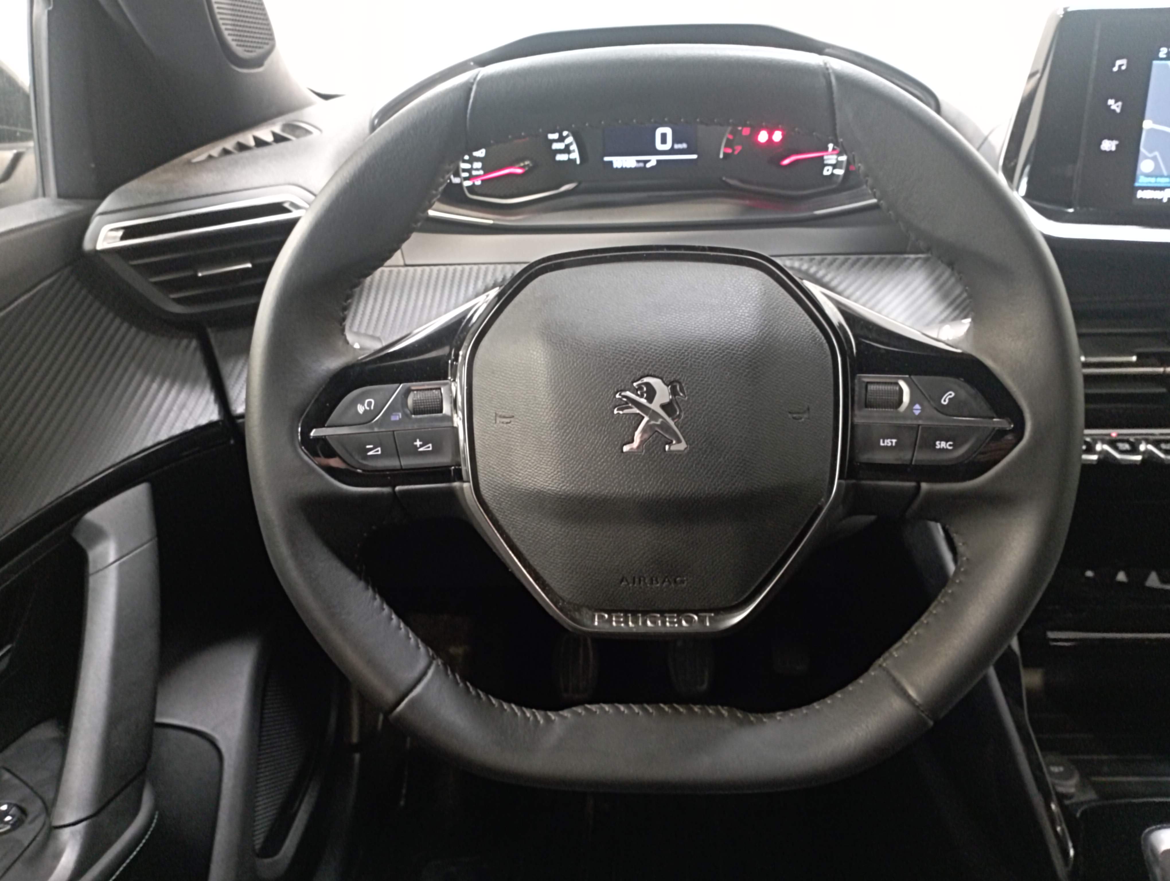 PEUGEOT 2008 PureTech 130 S&S BVM6 Allure