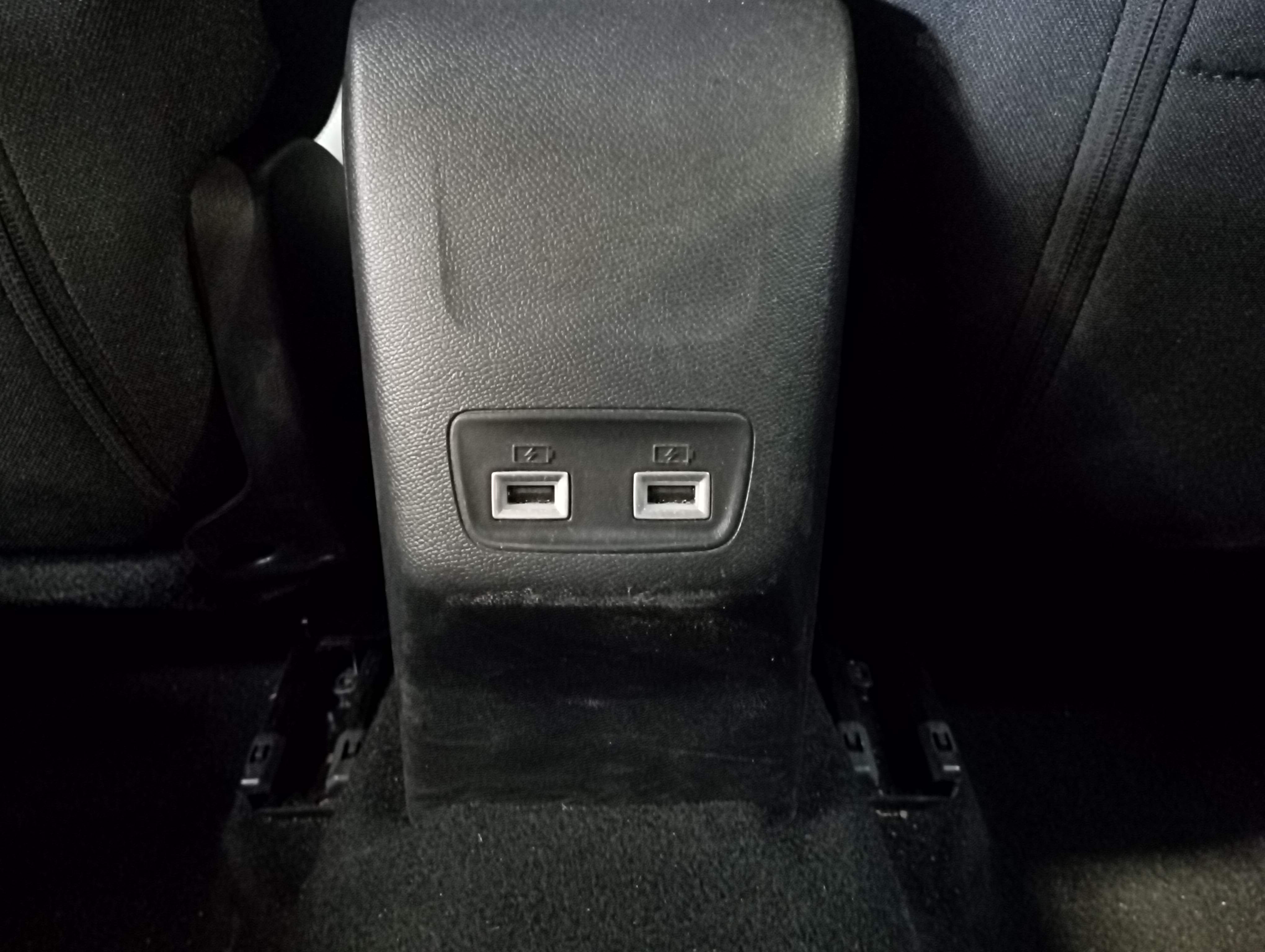 PEUGEOT 2008 PureTech 130 S&S BVM6 Allure