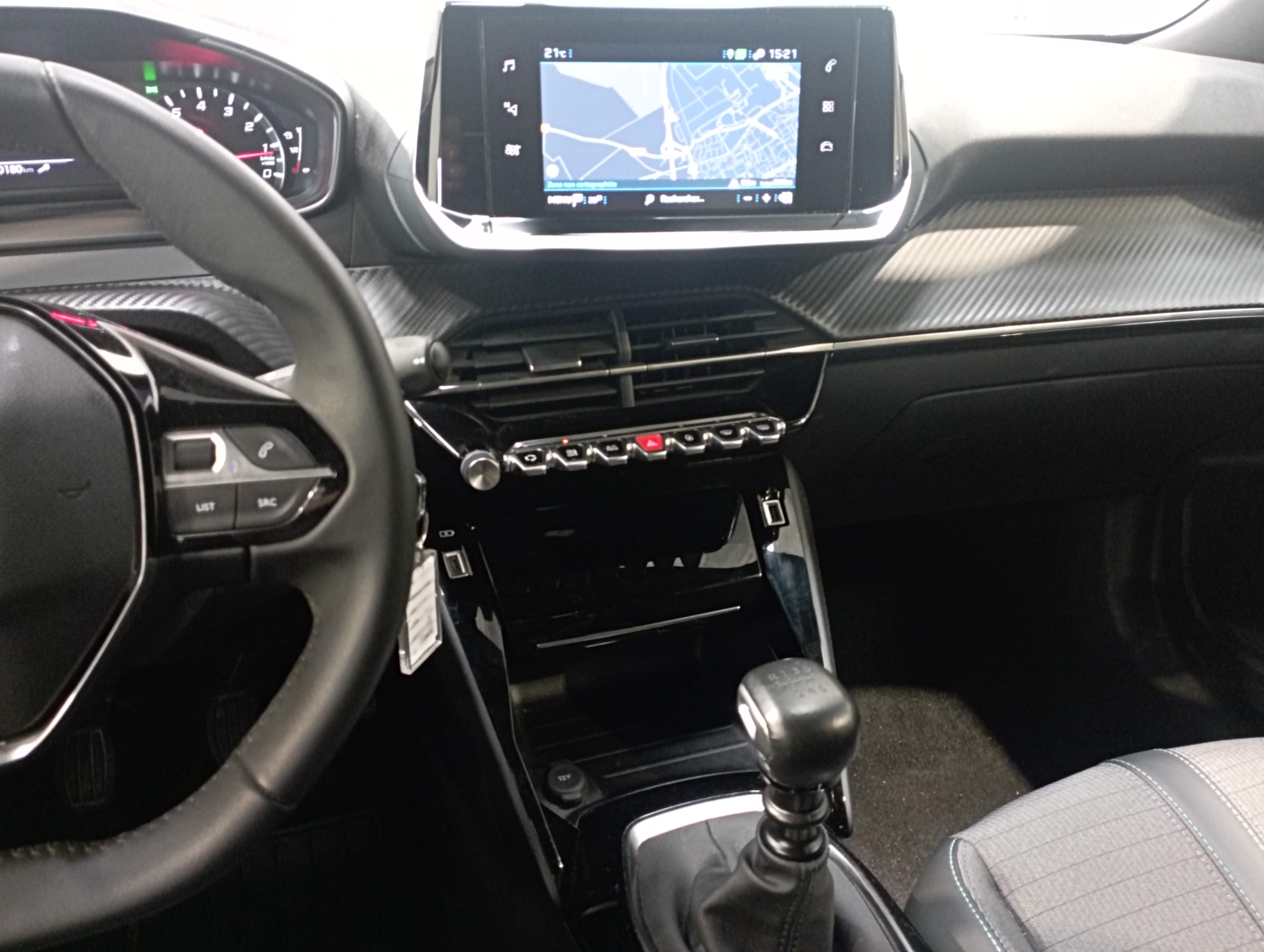 PEUGEOT 2008 PureTech 130 S&S BVM6 Allure