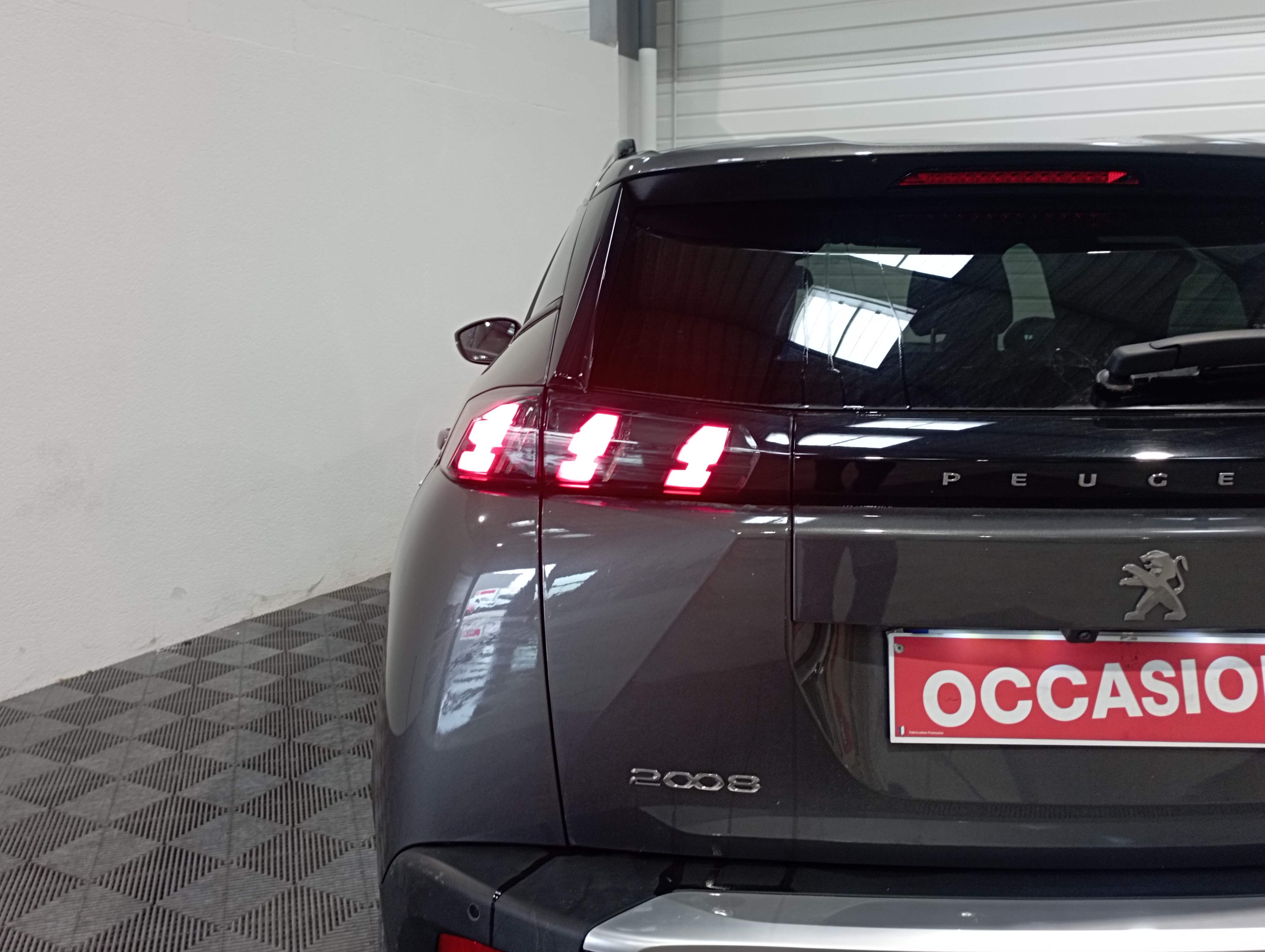 PEUGEOT 2008 PureTech 130 S&S BVM6 Allure