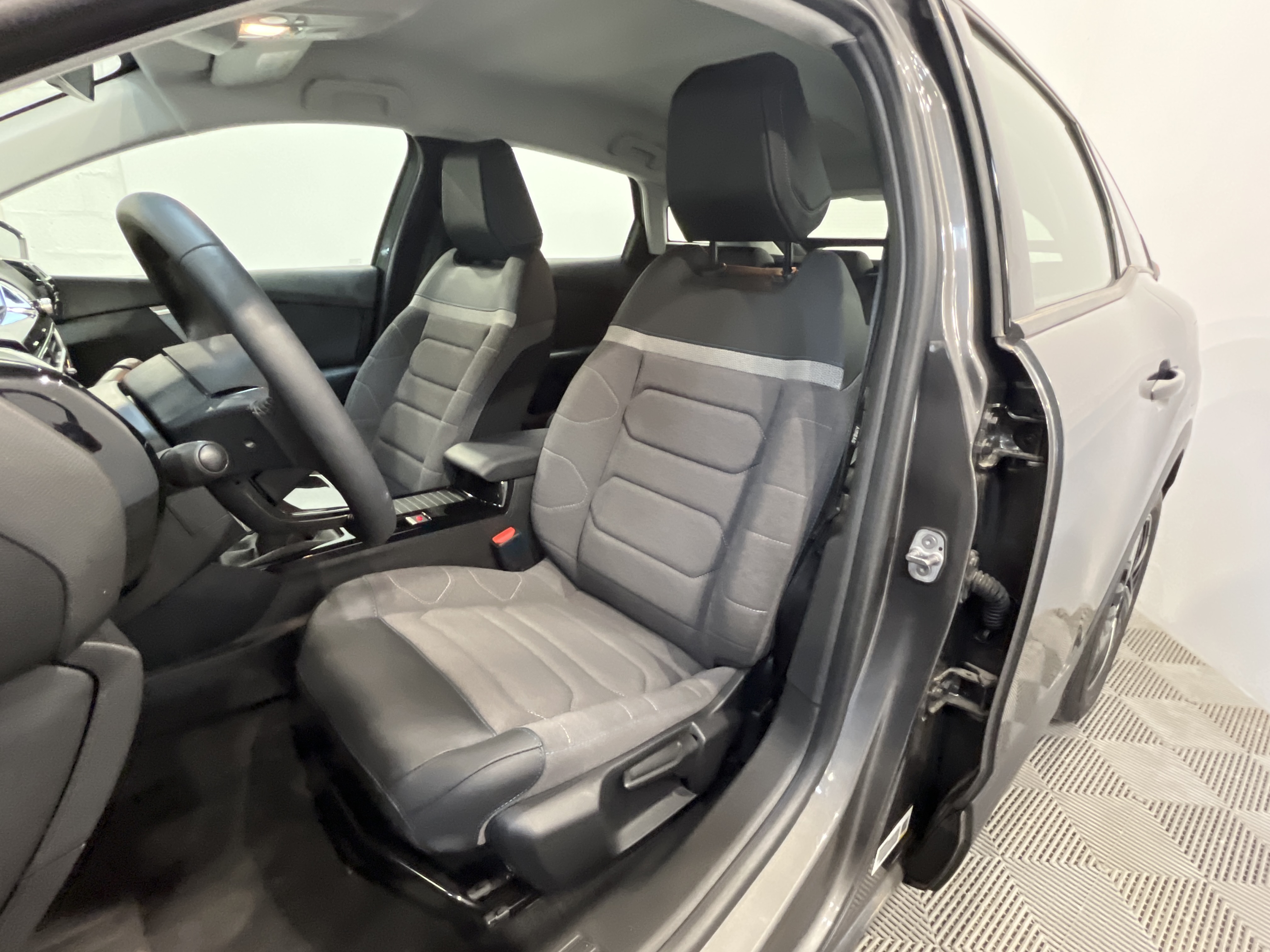 CITROEN C4 PT130 S&S BVM6 FEELPK