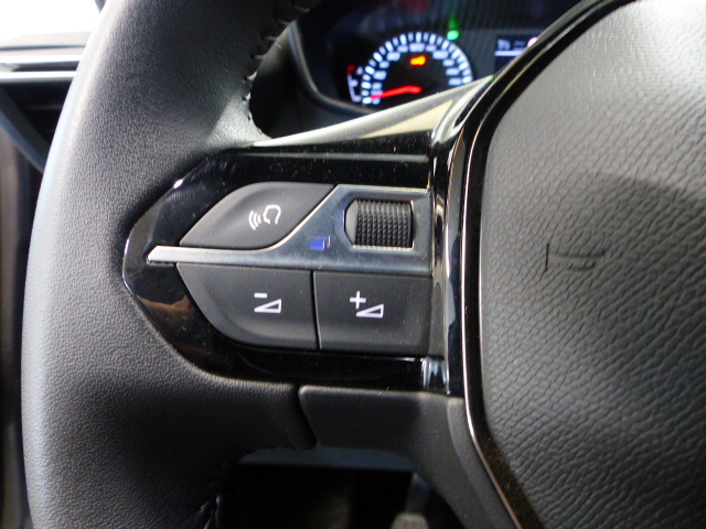 PEUGEOT 2008 PureTech 130 S&S BVM6 Allure