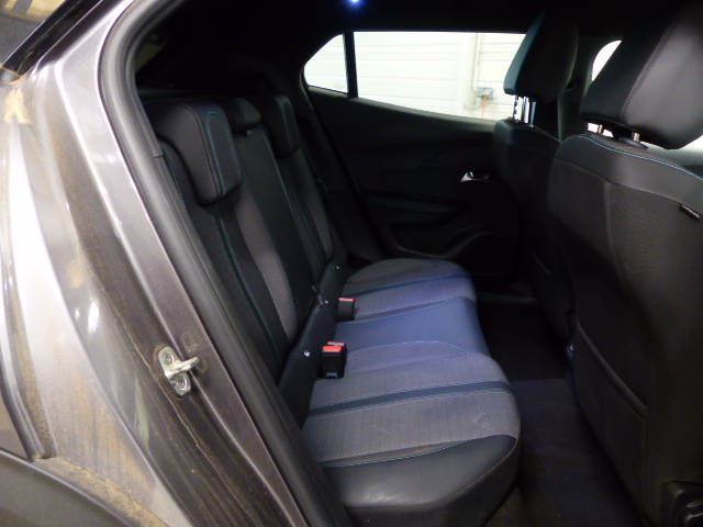 PEUGEOT 2008 PureTech 130 S&S BVM6 Allure