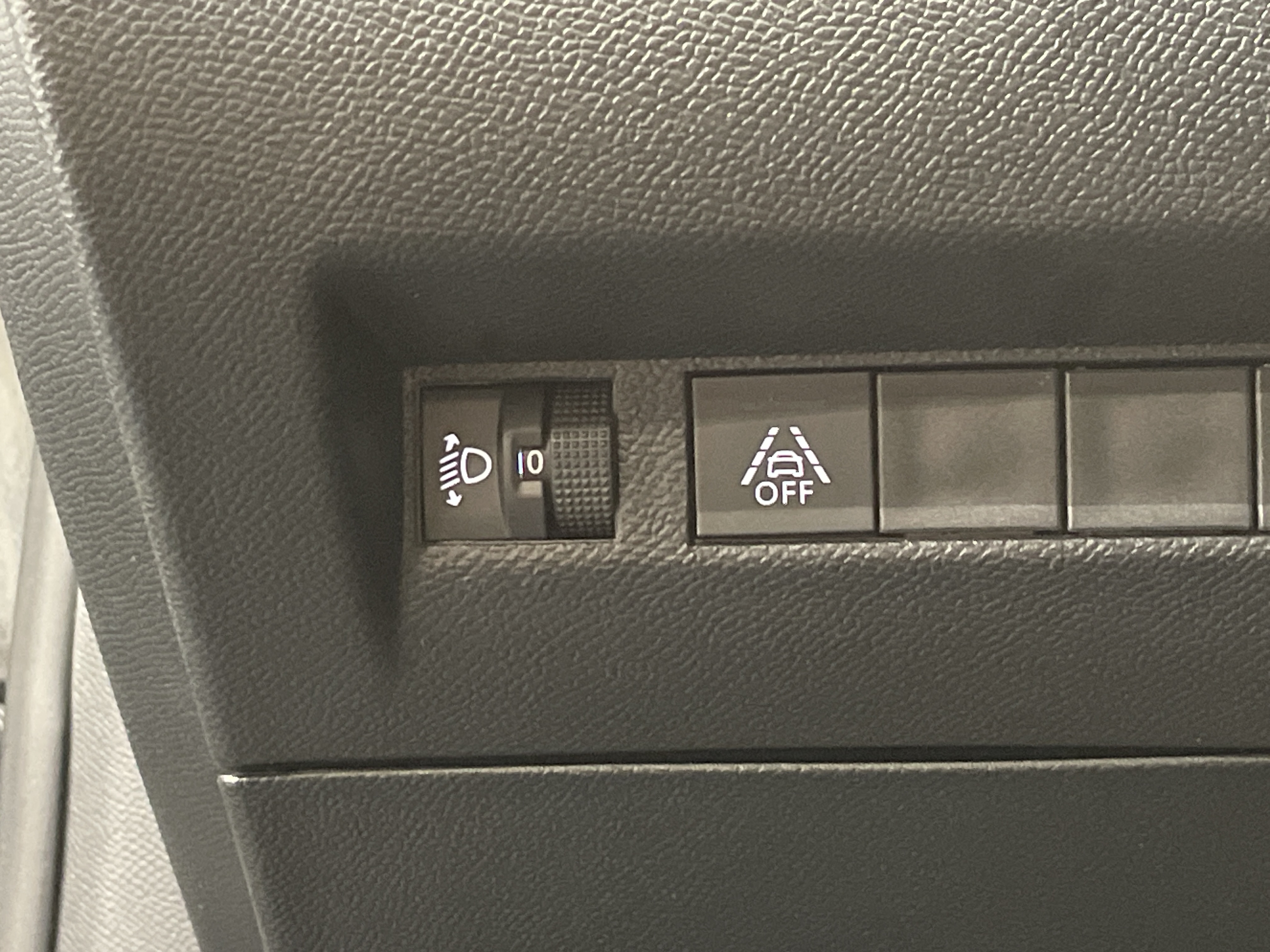 PEUGEOT 2008 ALLURE PT 130 S&S BVM6