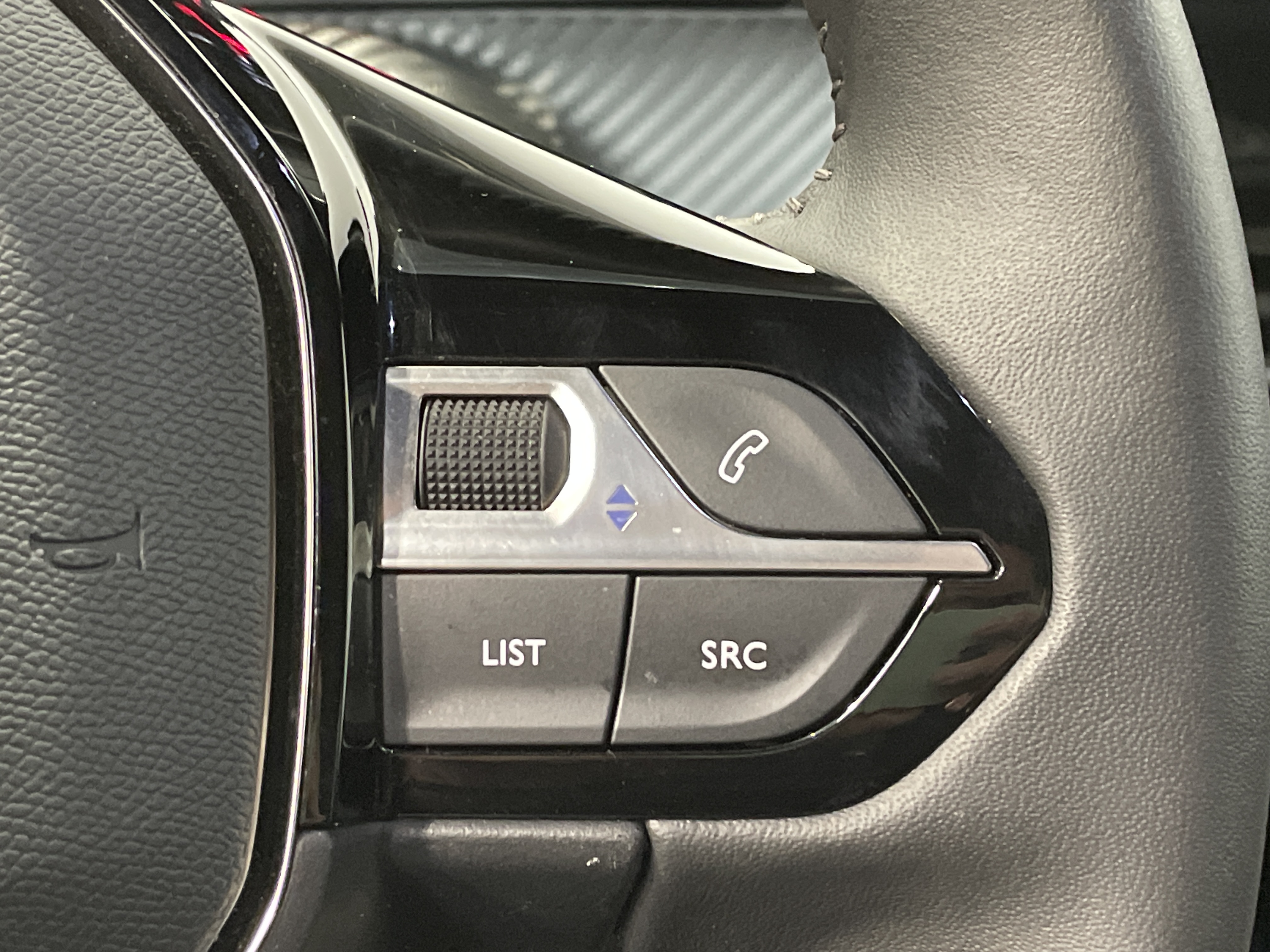 PEUGEOT 2008 ALLURE PT 130 S&S BVM6