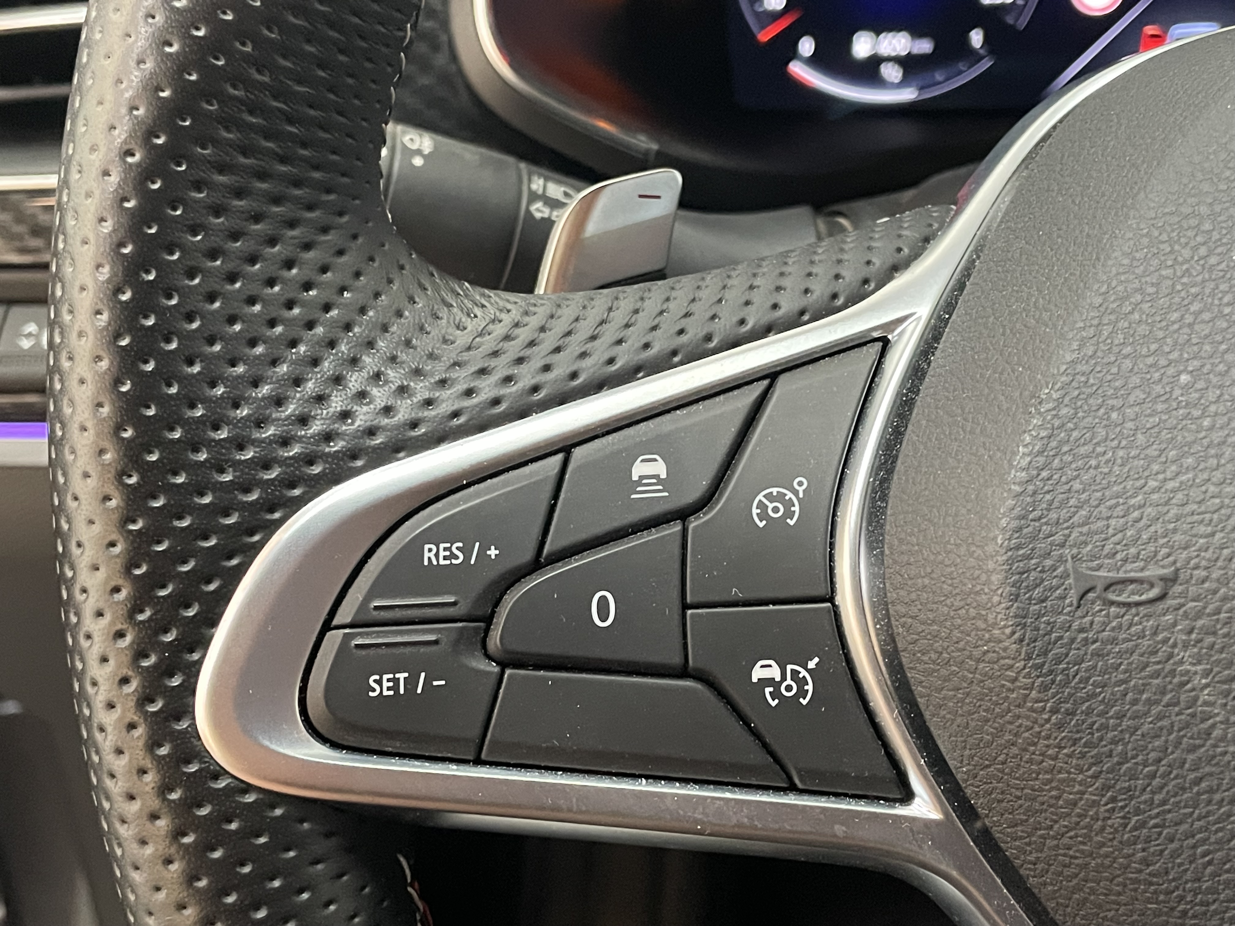 RENAULT ARKANA R.S. Line mild hybrid 140 EDC