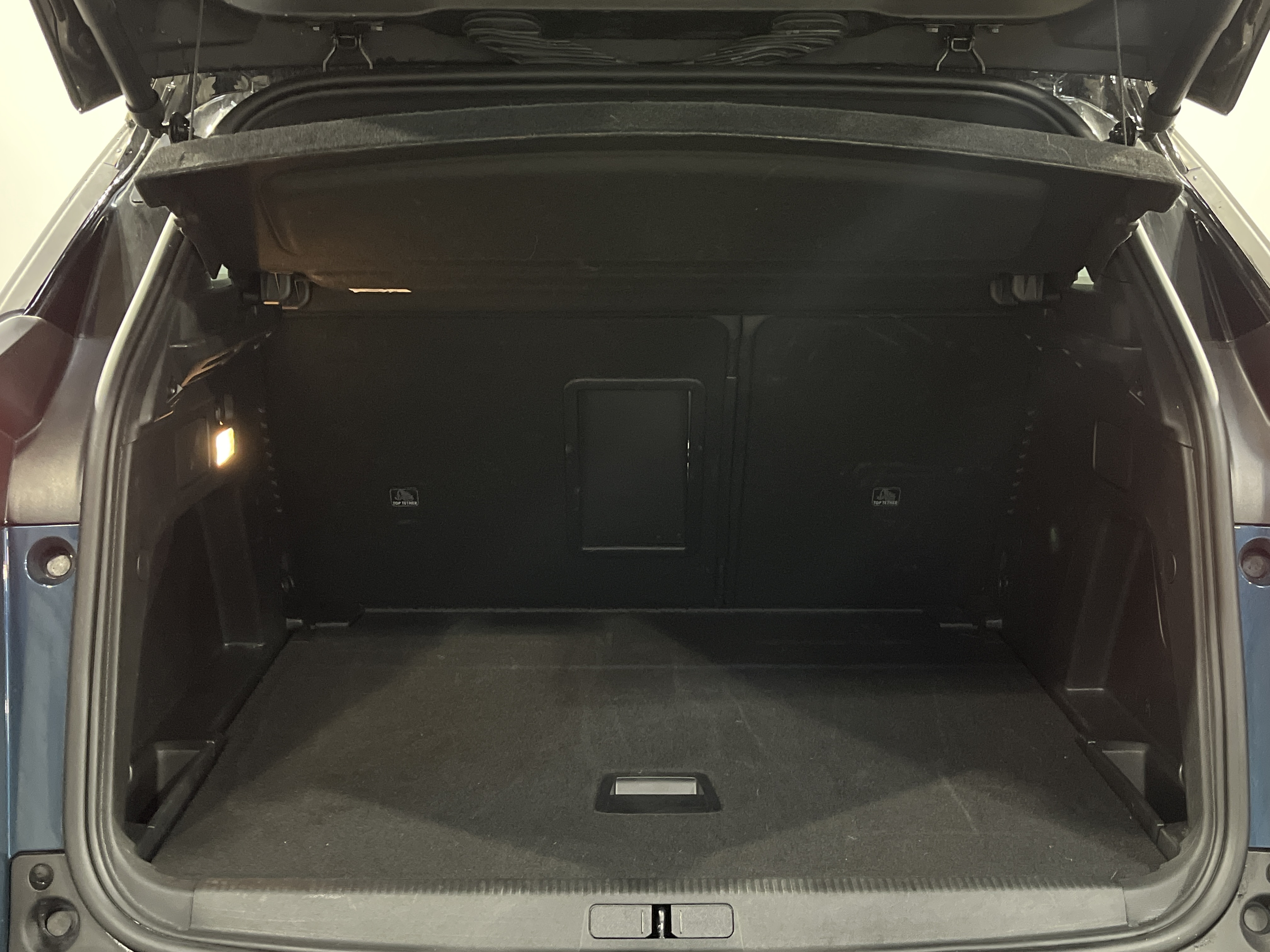 PEUGEOT 3008 ALLURE PACK PTECH 130 S&S BVM6