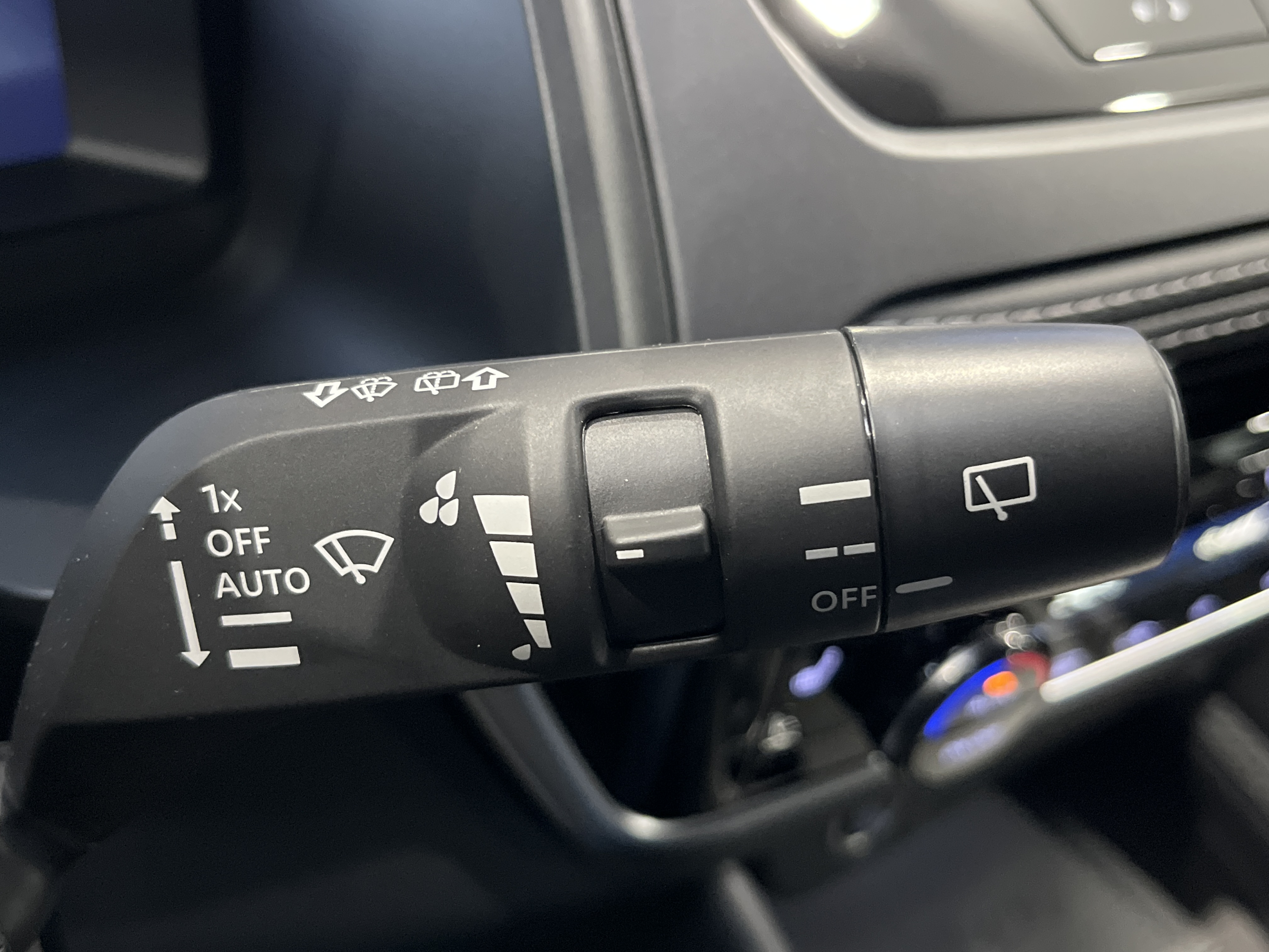NISSAN QASHQAI Mild Hybrid 158 ch Xtronic N-Connecta