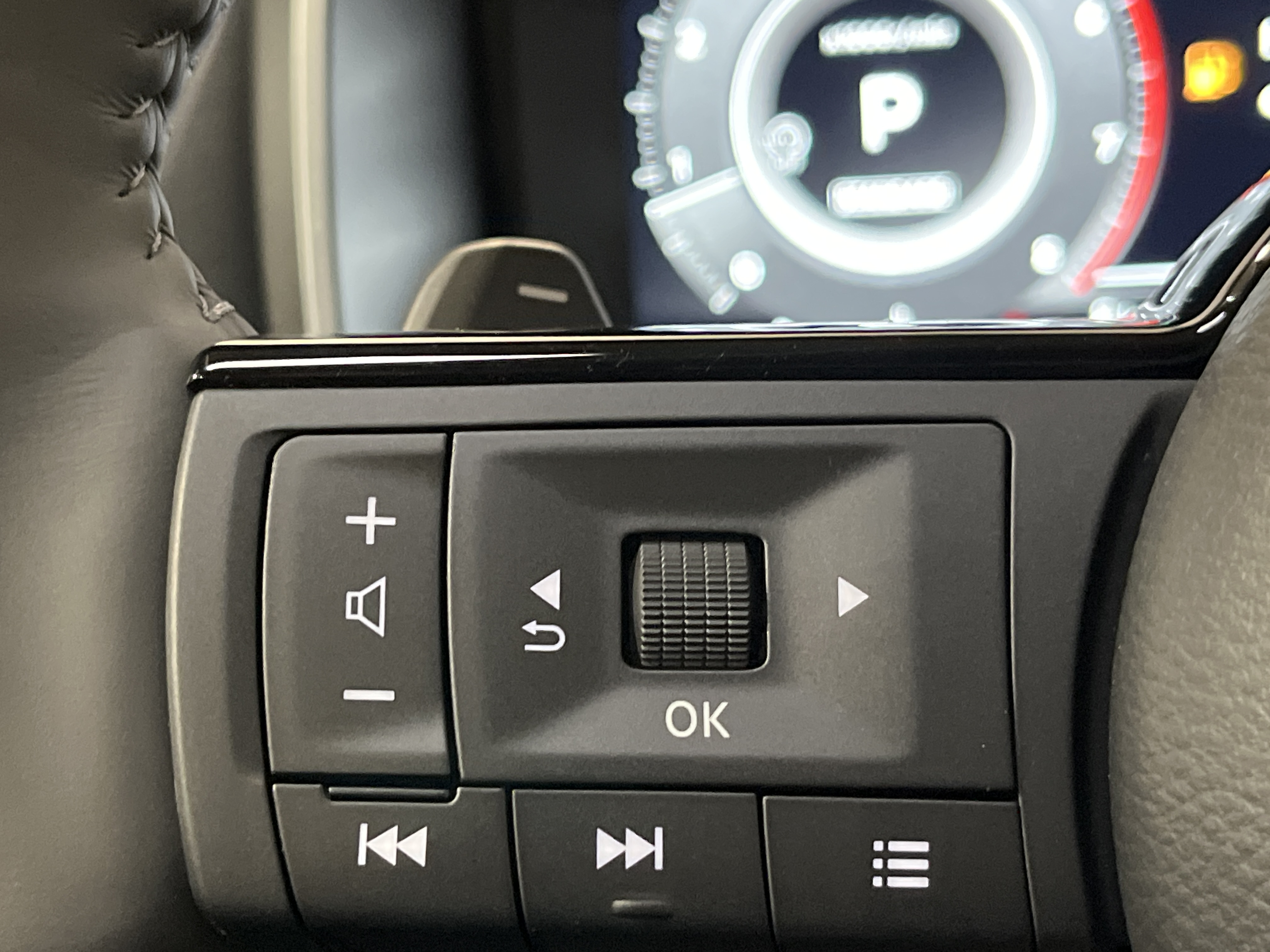 NISSAN QASHQAI Mild Hybrid 158 ch Xtronic N-Connecta