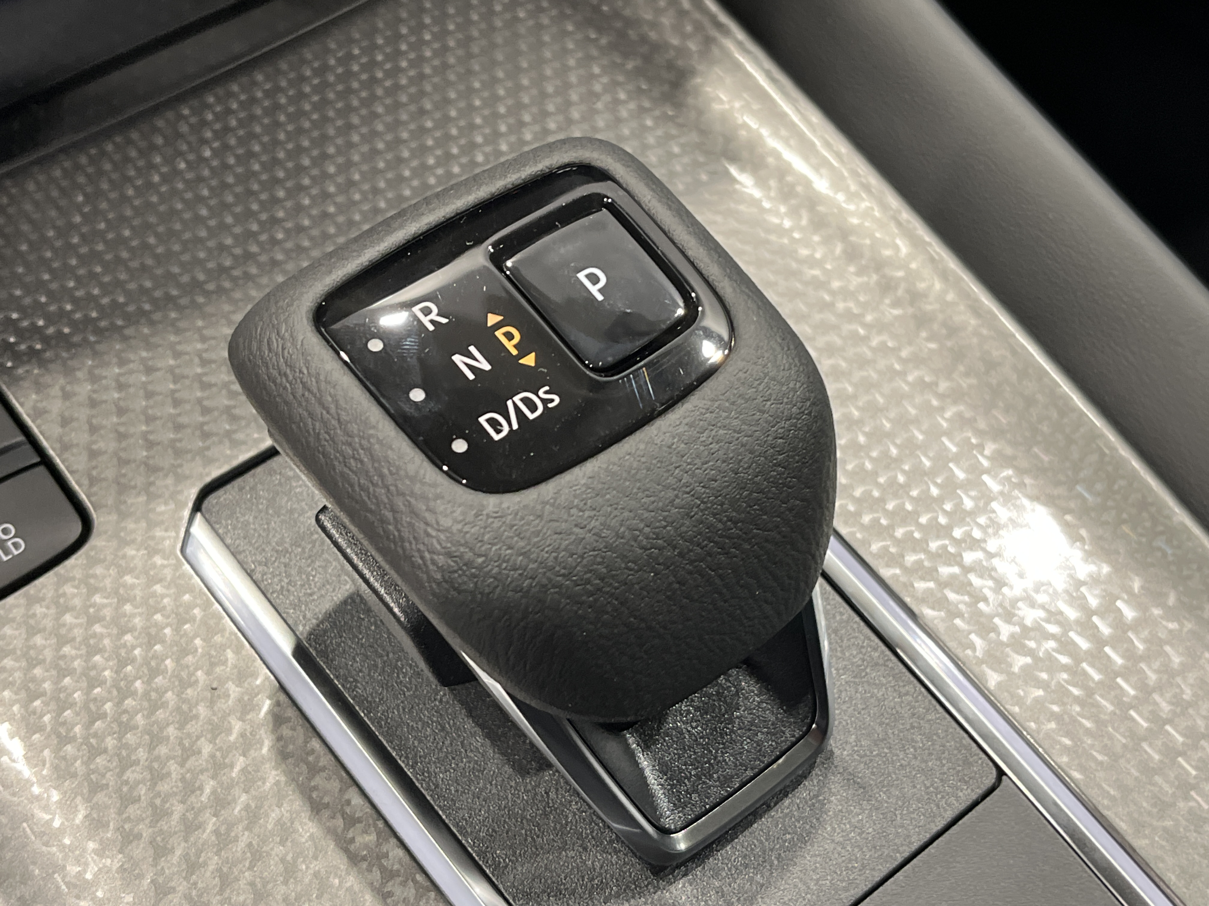 NISSAN QASHQAI Mild Hybrid 158 ch Xtronic N-Connecta