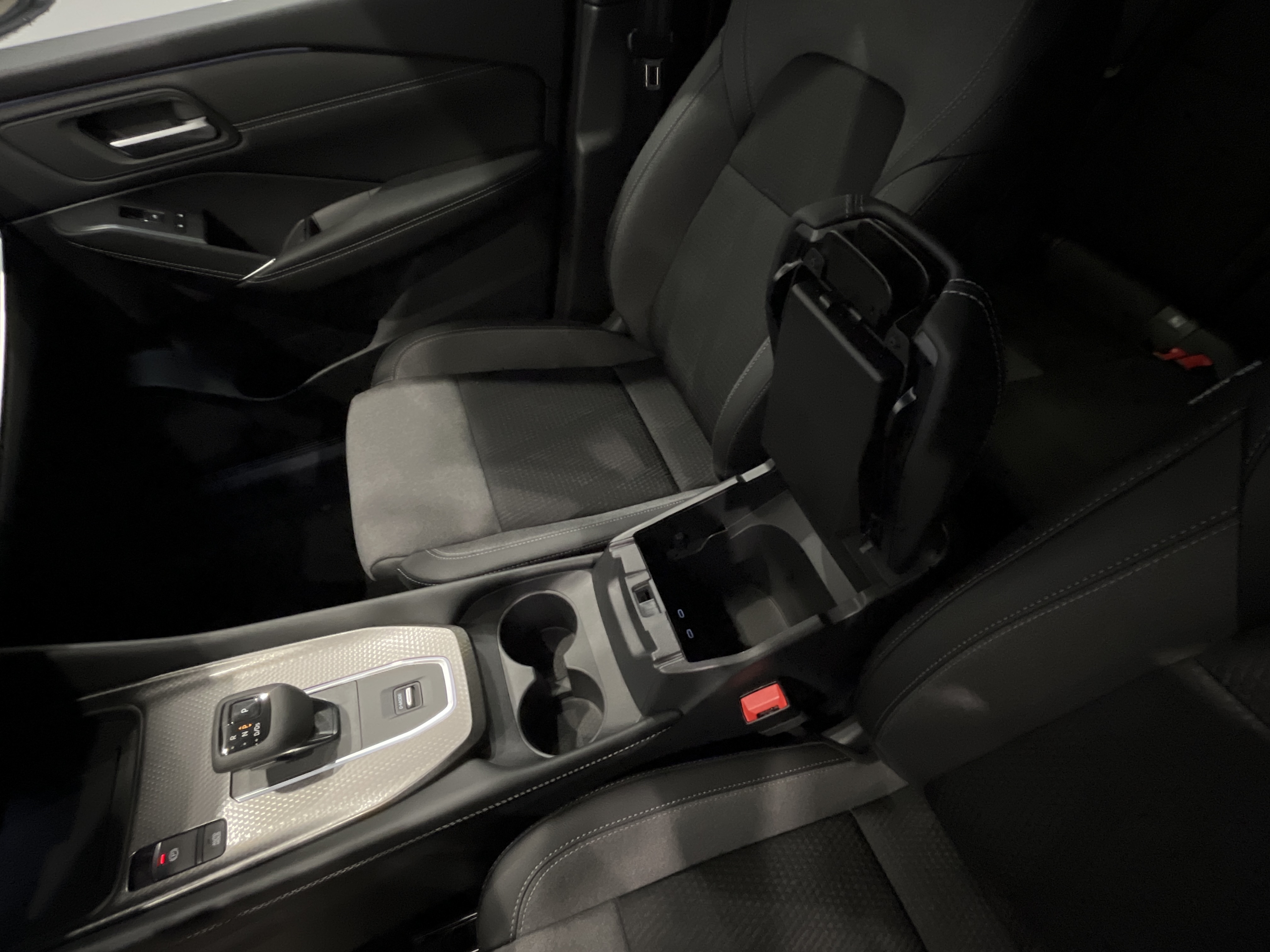 NISSAN QASHQAI Mild Hybrid 158 ch Xtronic N-Connecta