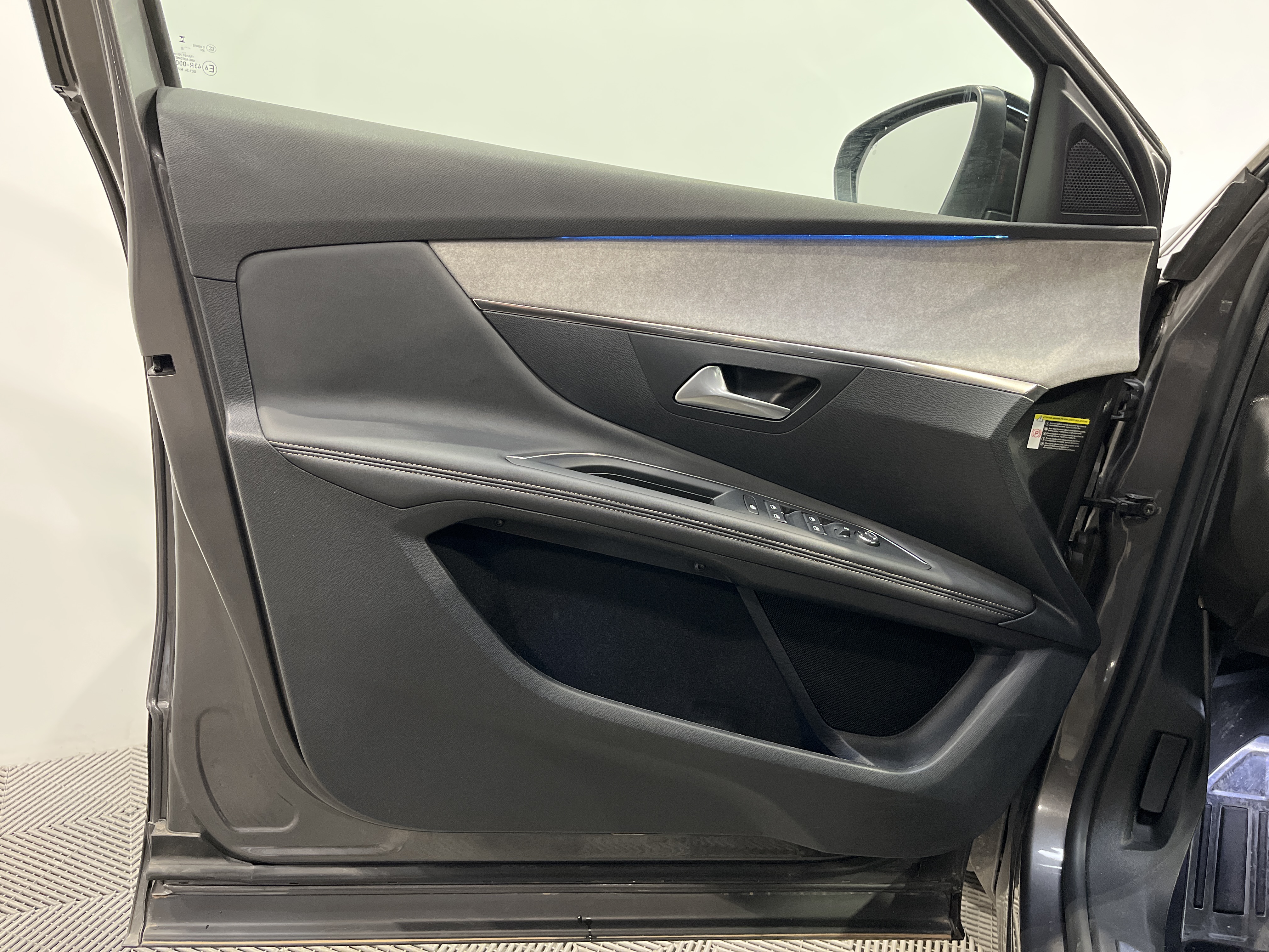 PEUGEOT 3008 GT PURETECH 130 S&S BVM6