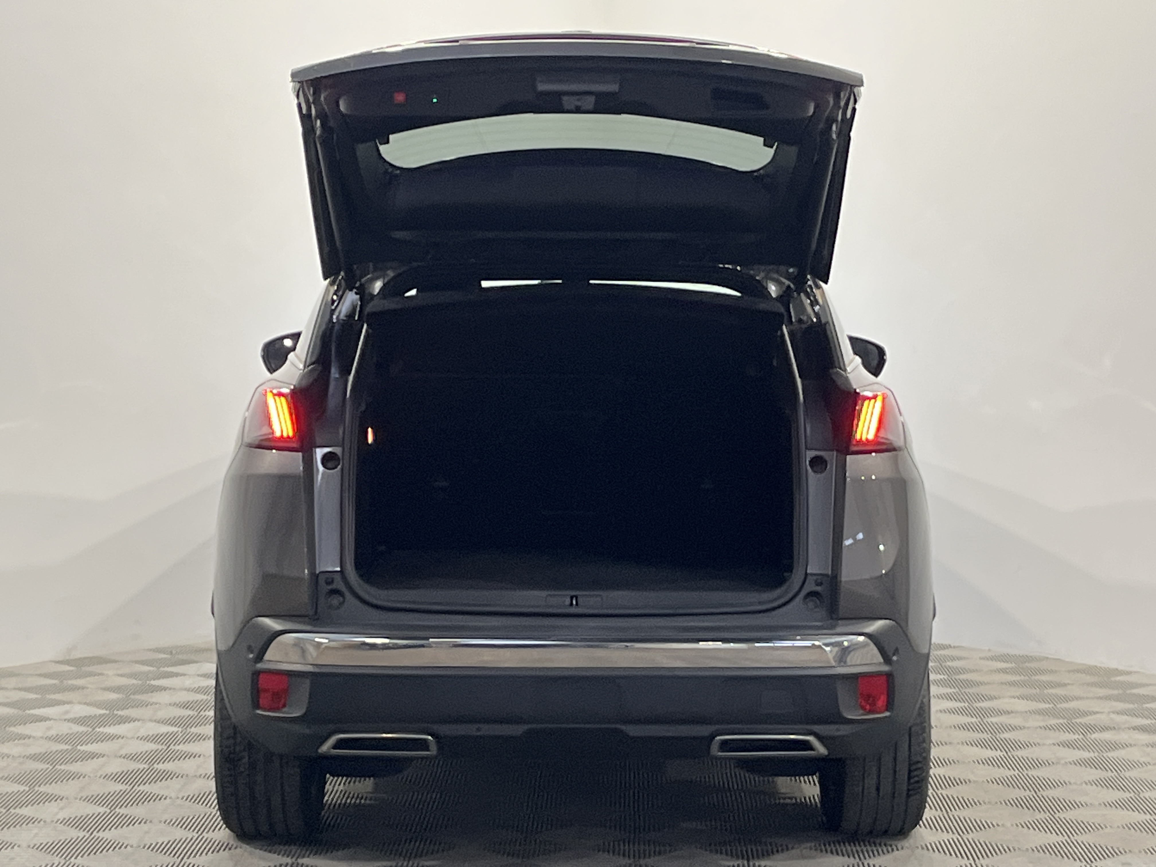 PEUGEOT 3008 GT PURETECH 130 S&S BVM6