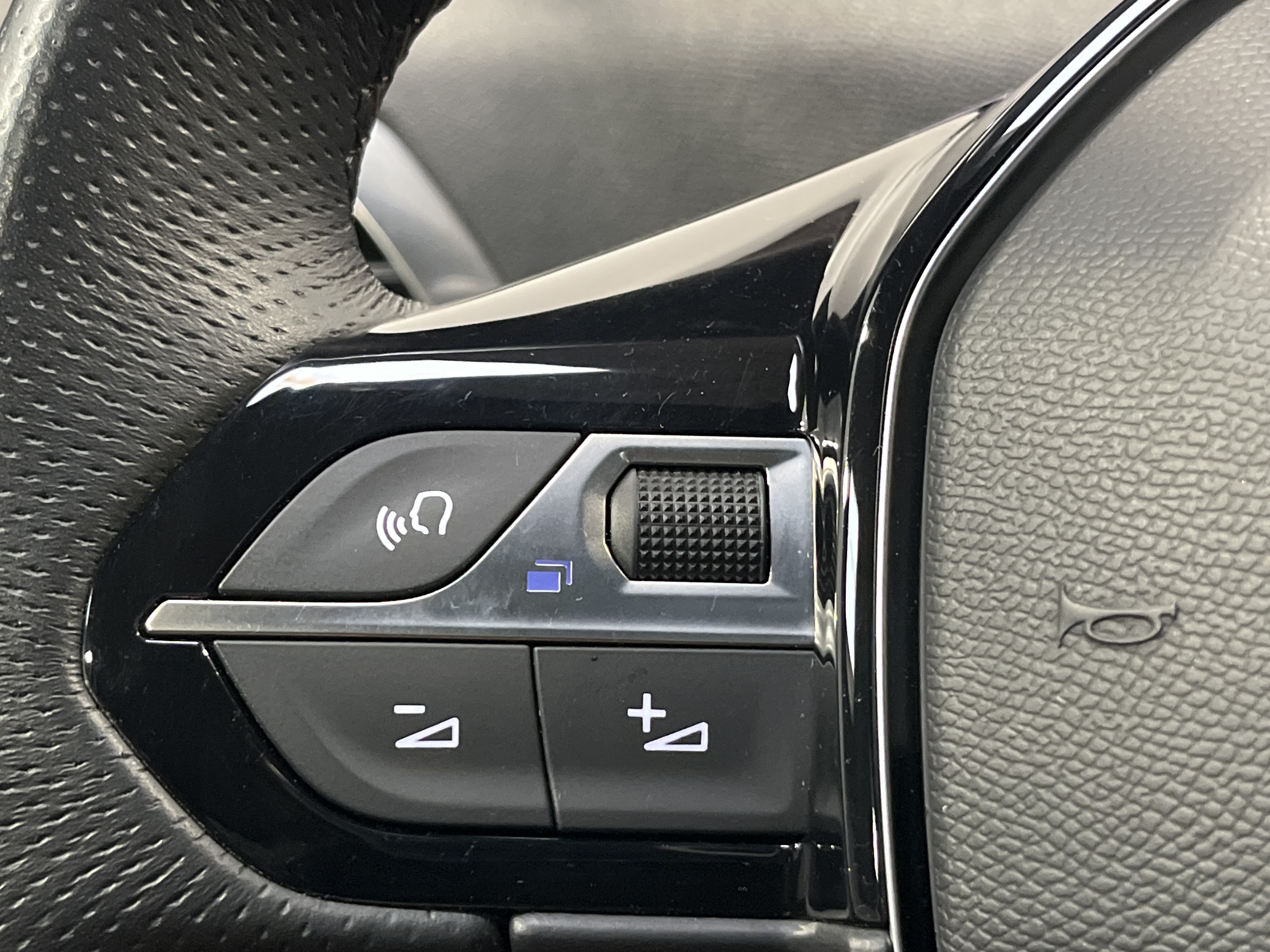 PEUGEOT 3008 GT PURETECH 130 S&S BVM6