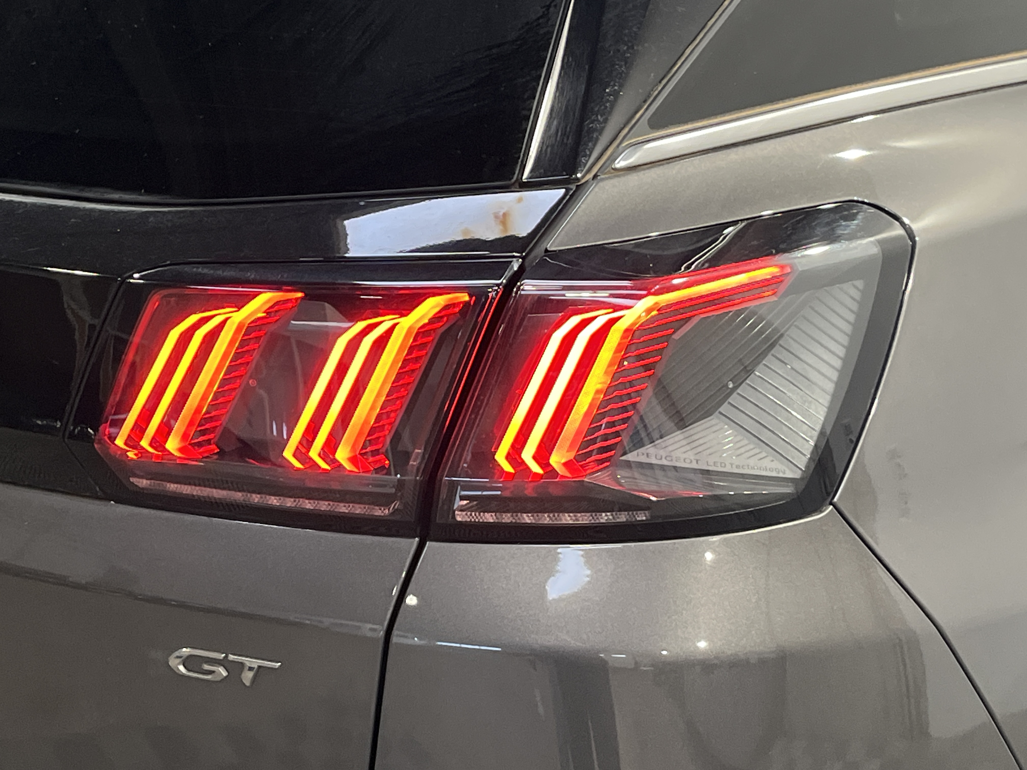 PEUGEOT 3008 GT PURETECH 130 S&S BVM6