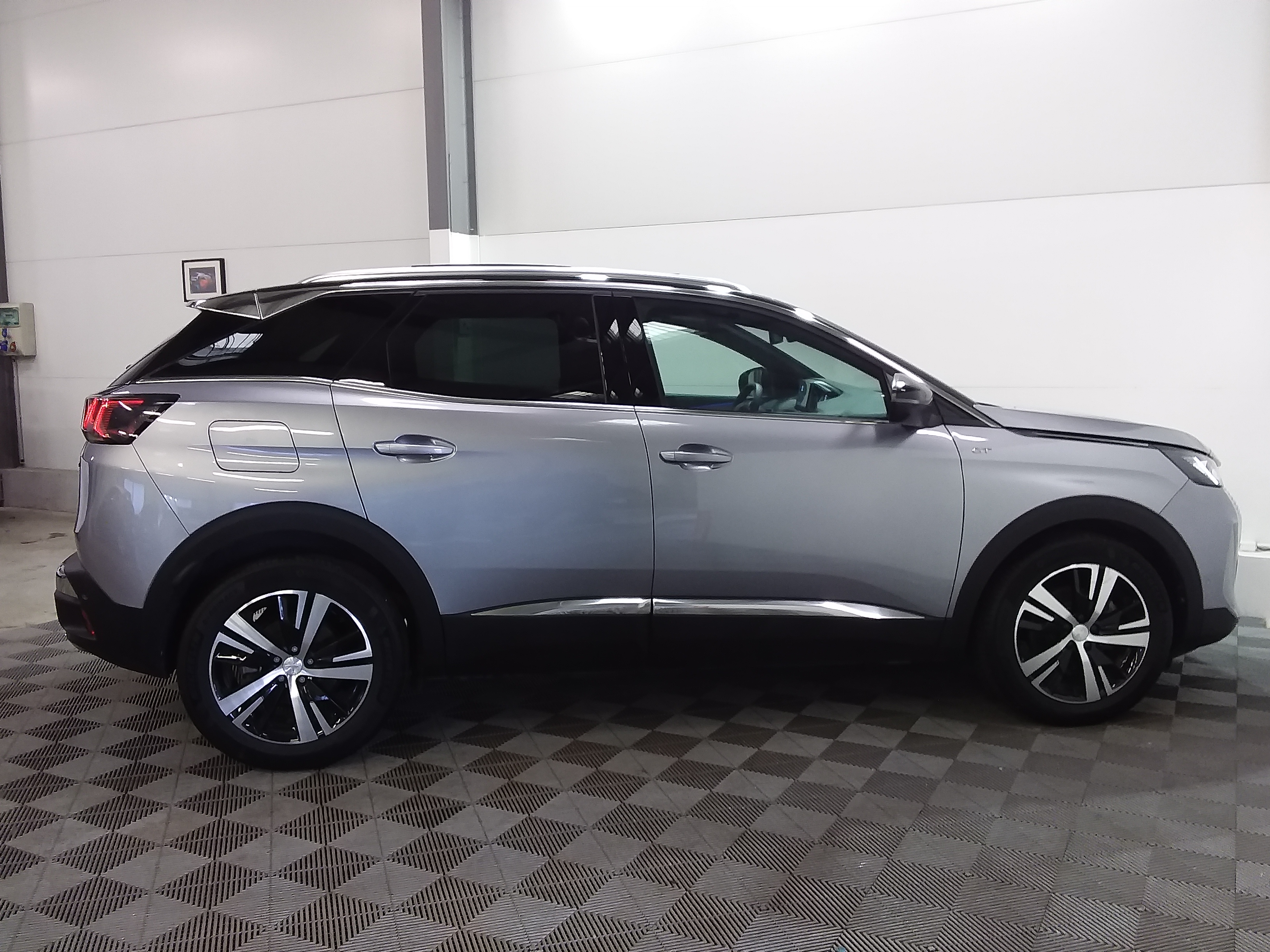 PEUGEOT 3008 GT PURETECH 130 S&S BVM6