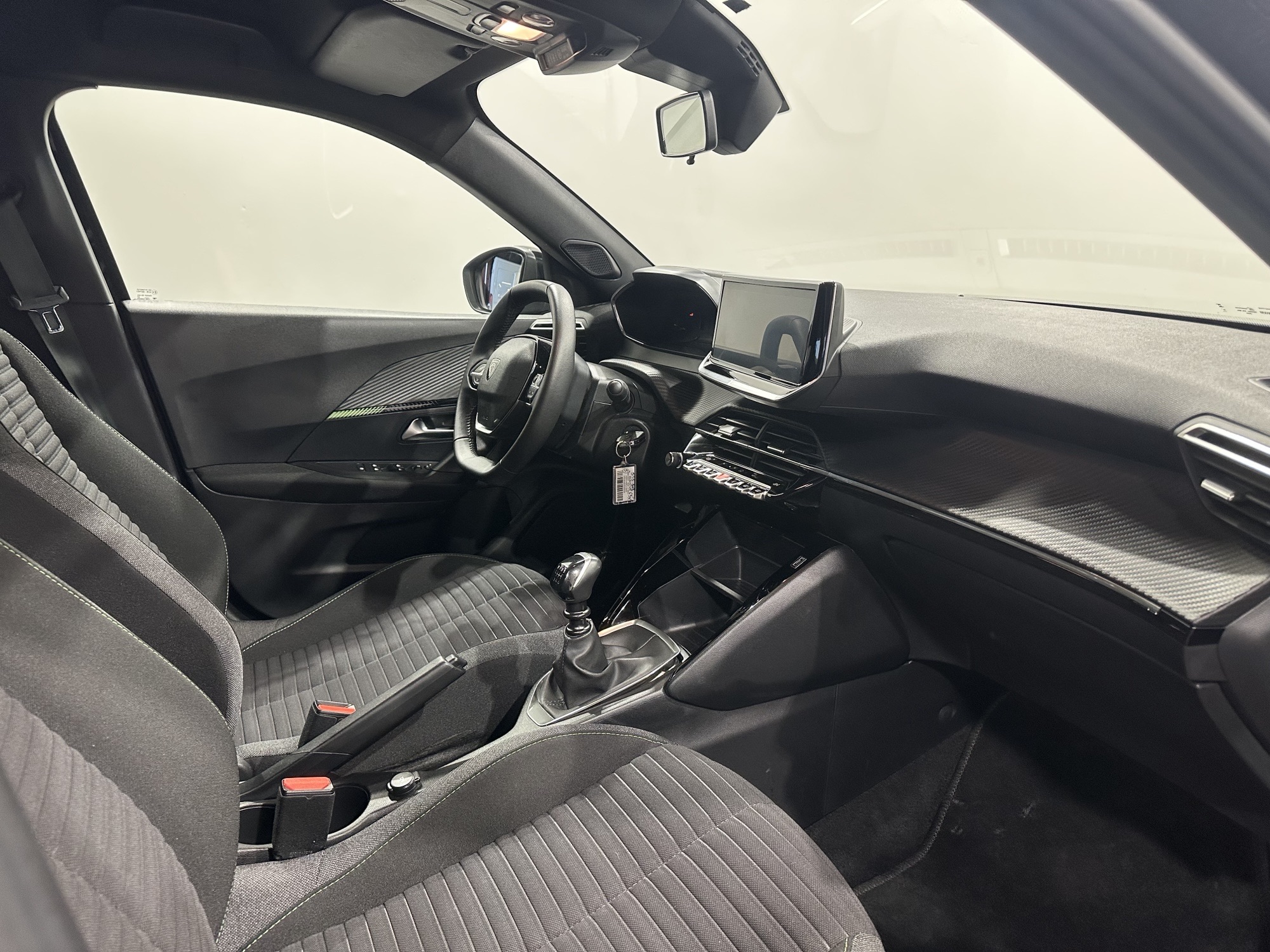 PEUGEOT 2008 Active 1.2 Puretech 100 BVM6