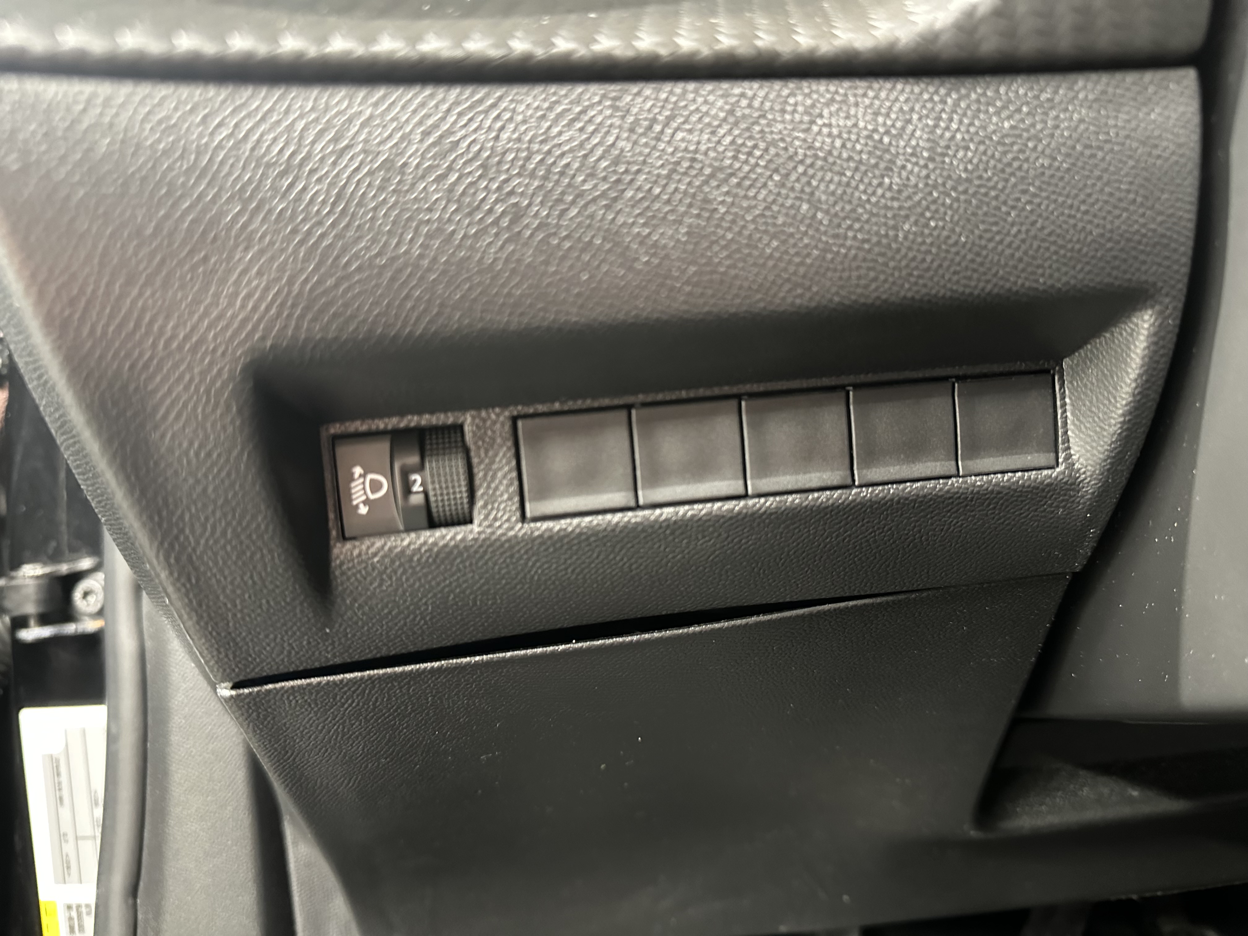 PEUGEOT 2008 Active 1.2 Puretech 100 BVM6