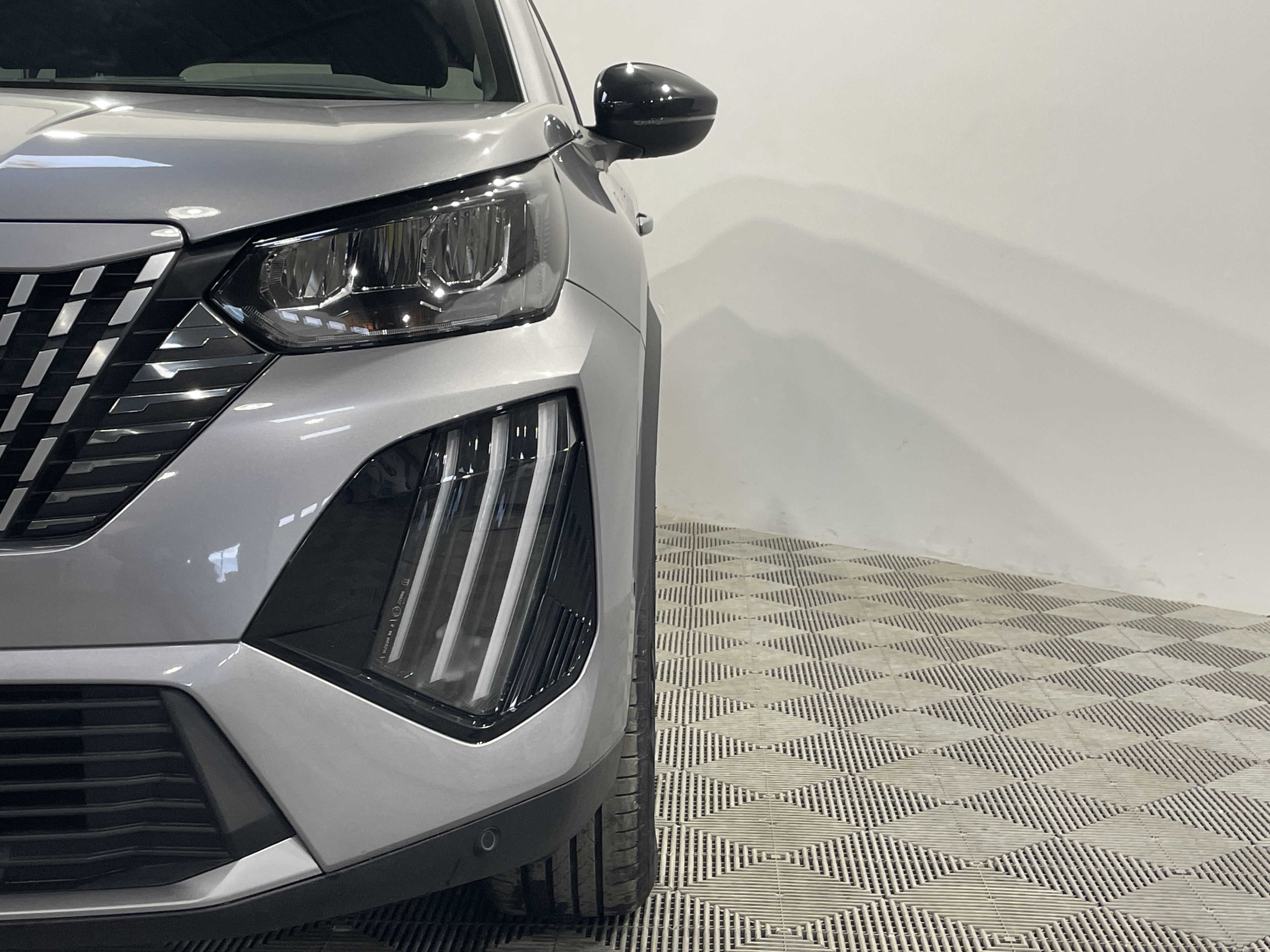 PEUGEOT 2008 ALLURE PURETECH 130 S&S EAT8