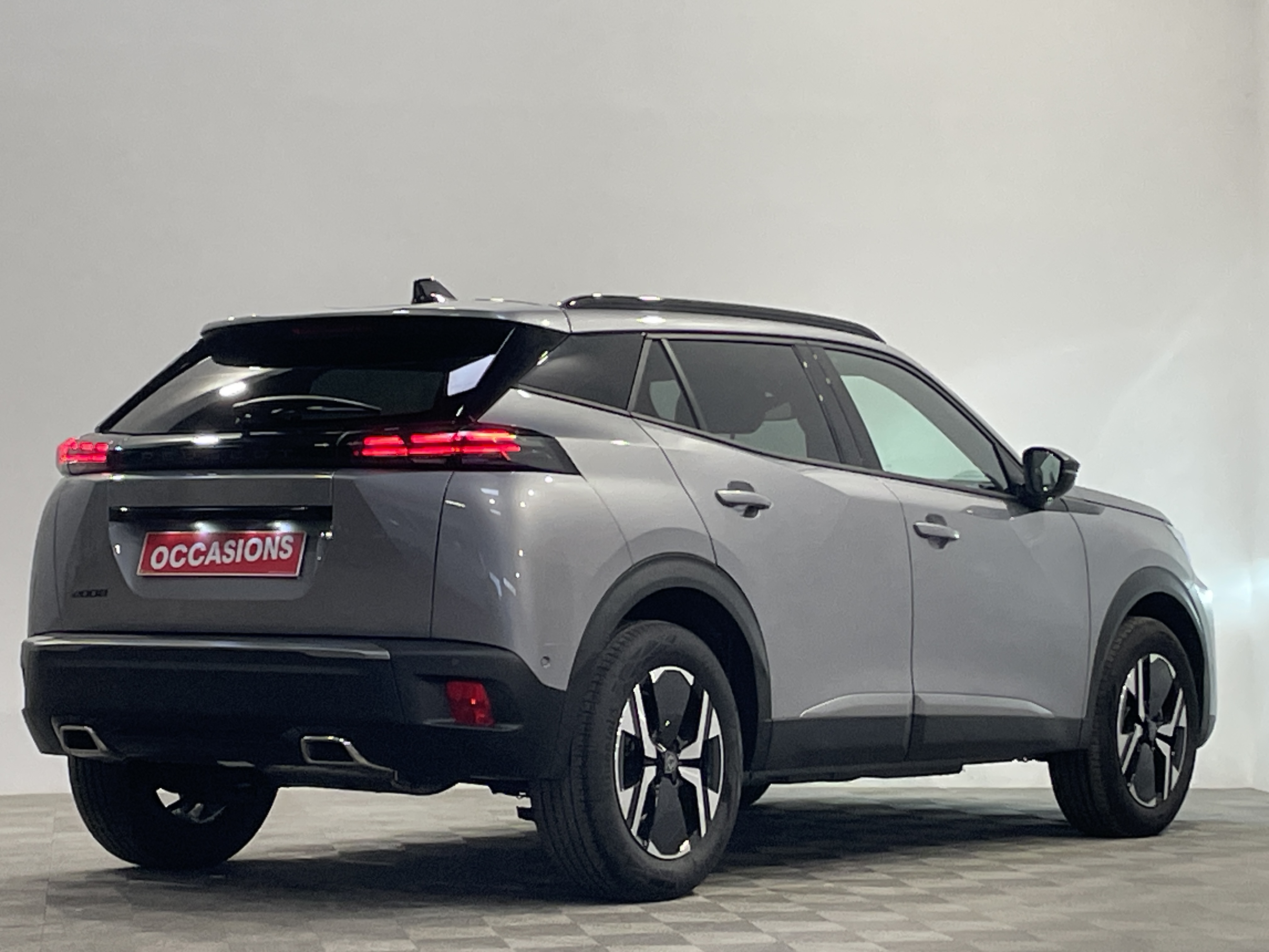 PEUGEOT 2008 ALLURE PURETECH 130 S&S EAT8