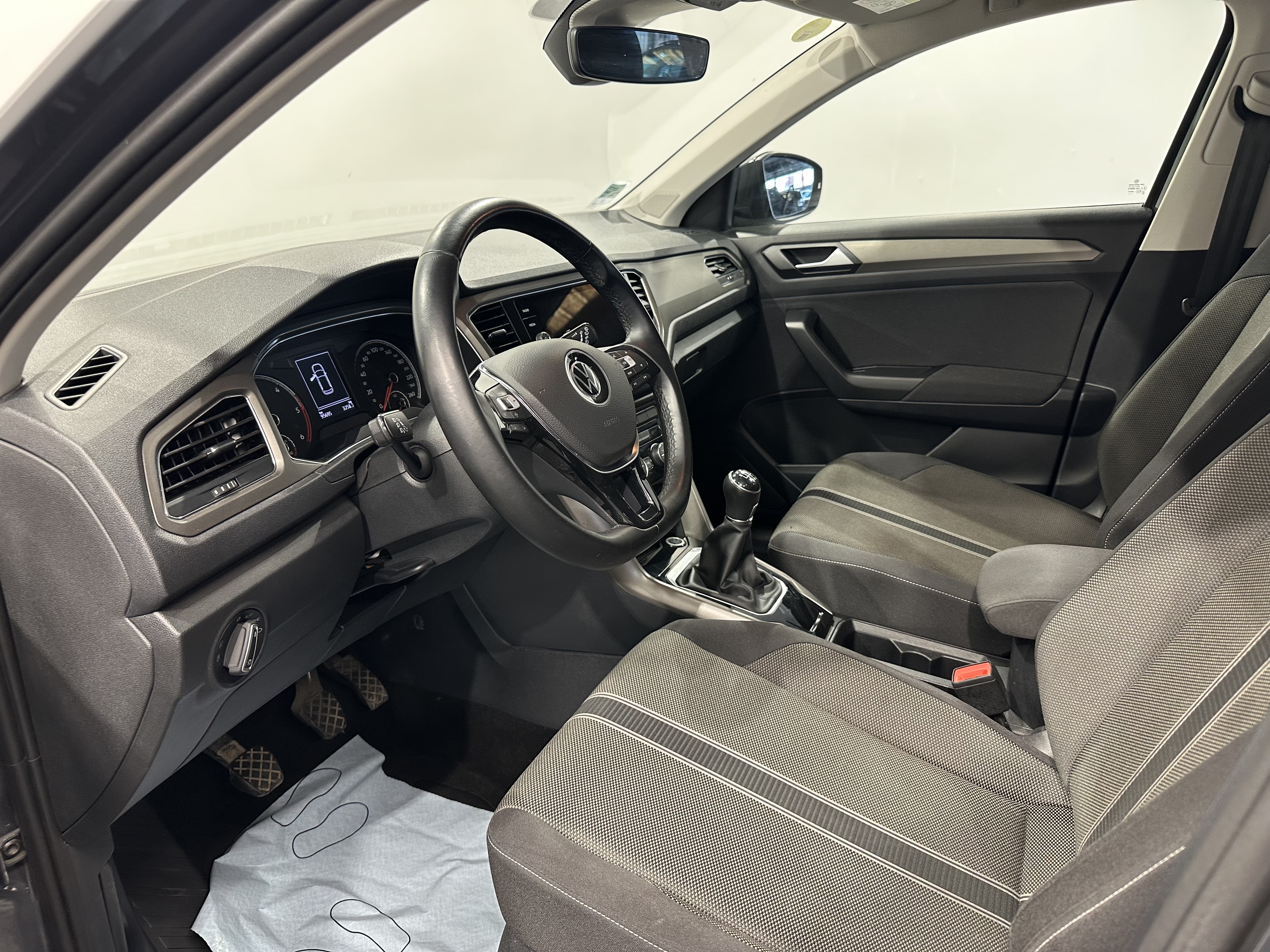 VOLKSWAGEN T-ROC 2.0 TDI 115 Start/Stop BVM6 Lounge Business