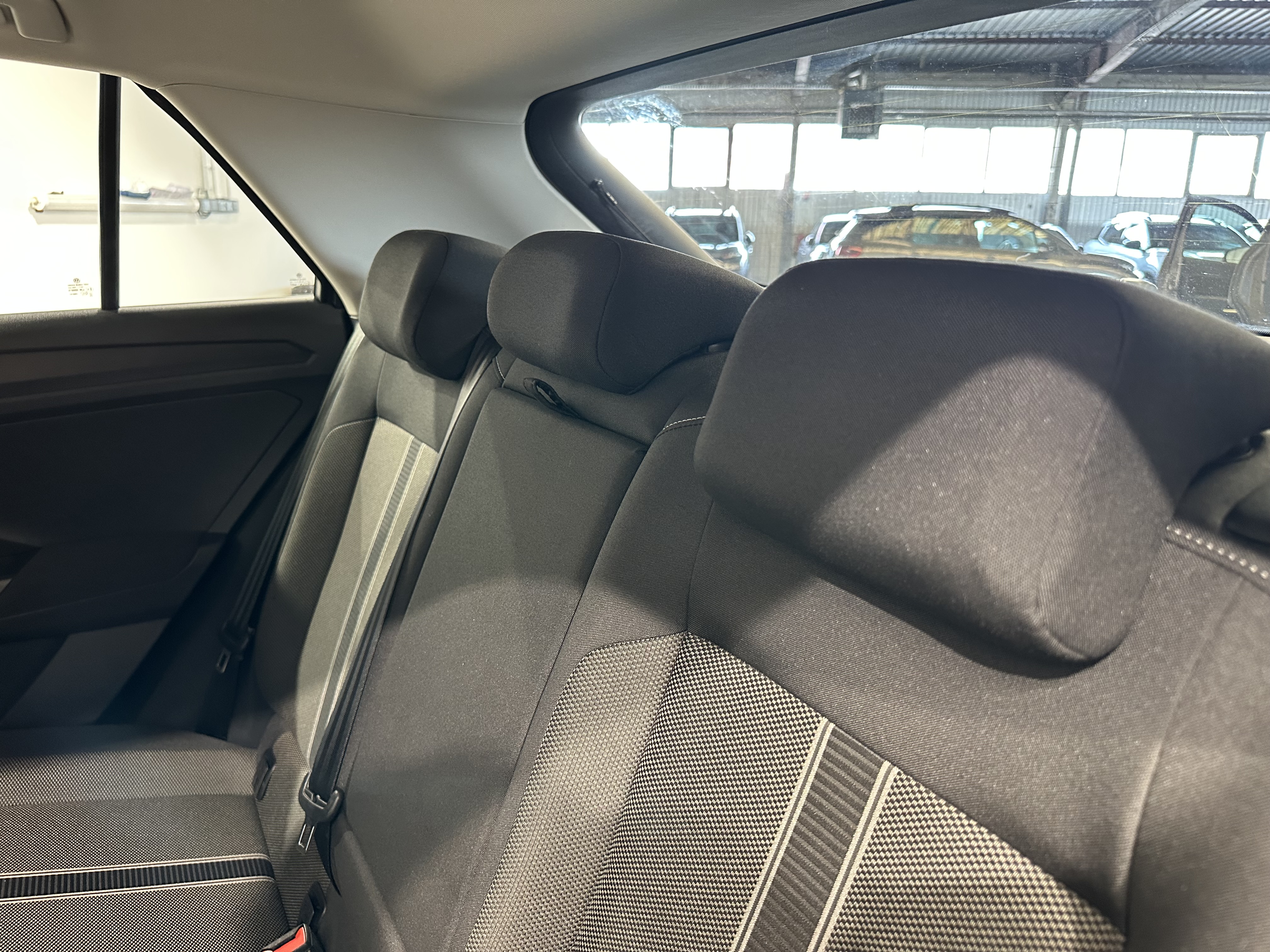 VOLKSWAGEN T-ROC 2.0 TDI 115 Start/Stop BVM6 Lounge Business