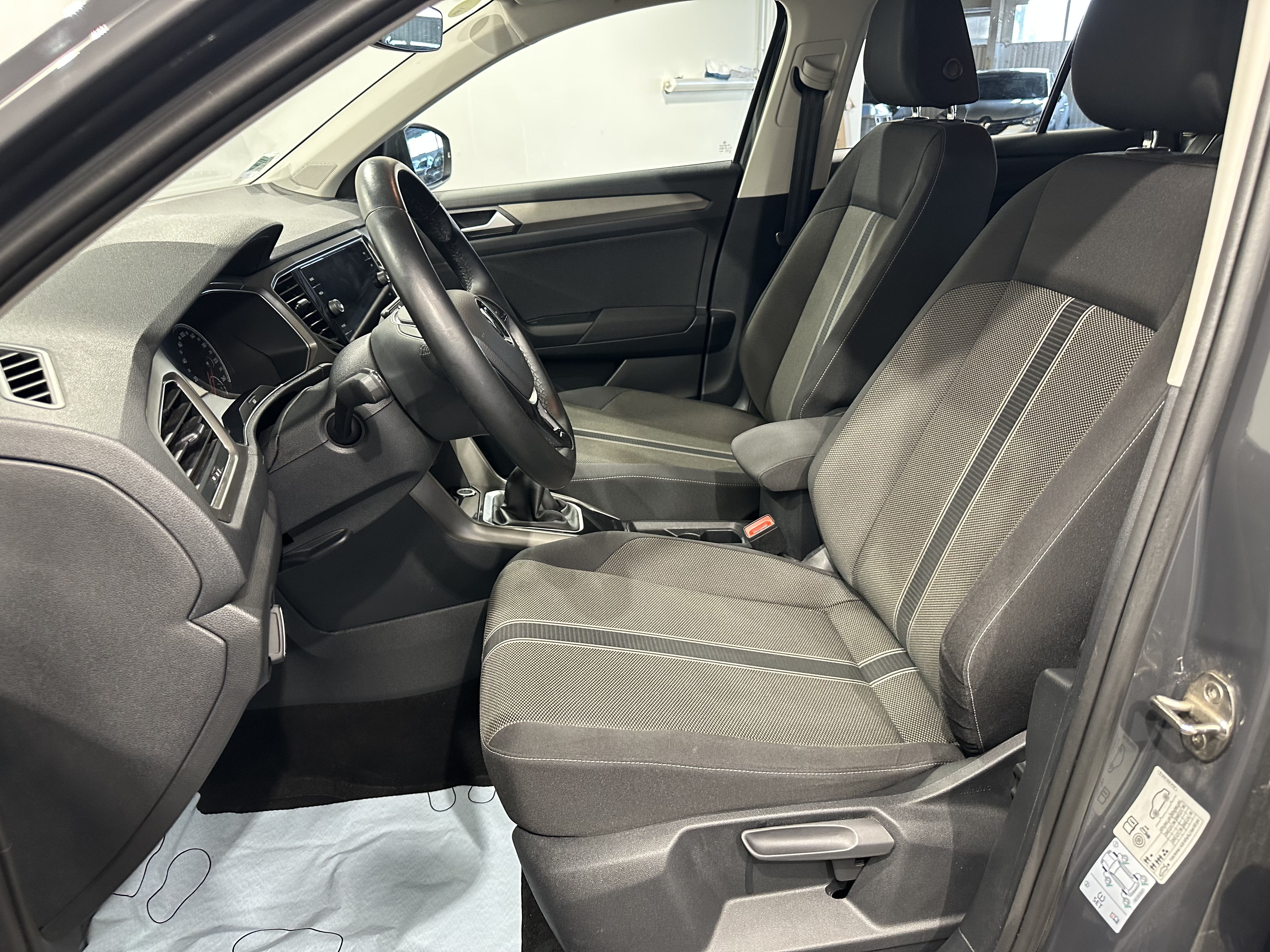 VOLKSWAGEN T-ROC 2.0 TDI 115 Start/Stop BVM6 Lounge Business