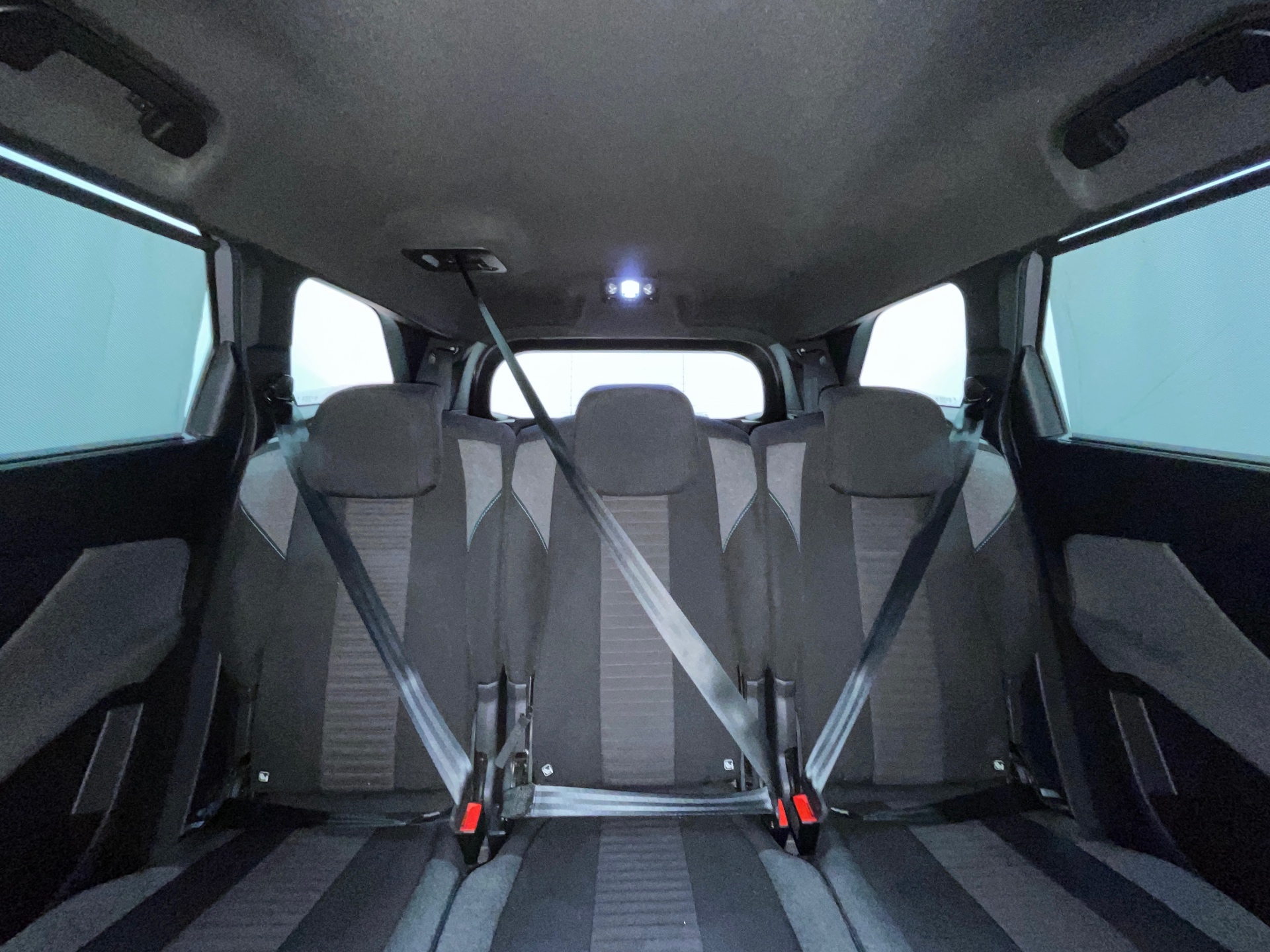 PEUGEOT 5008 BlueHDi 130ch S&S EAT8 Active Pack