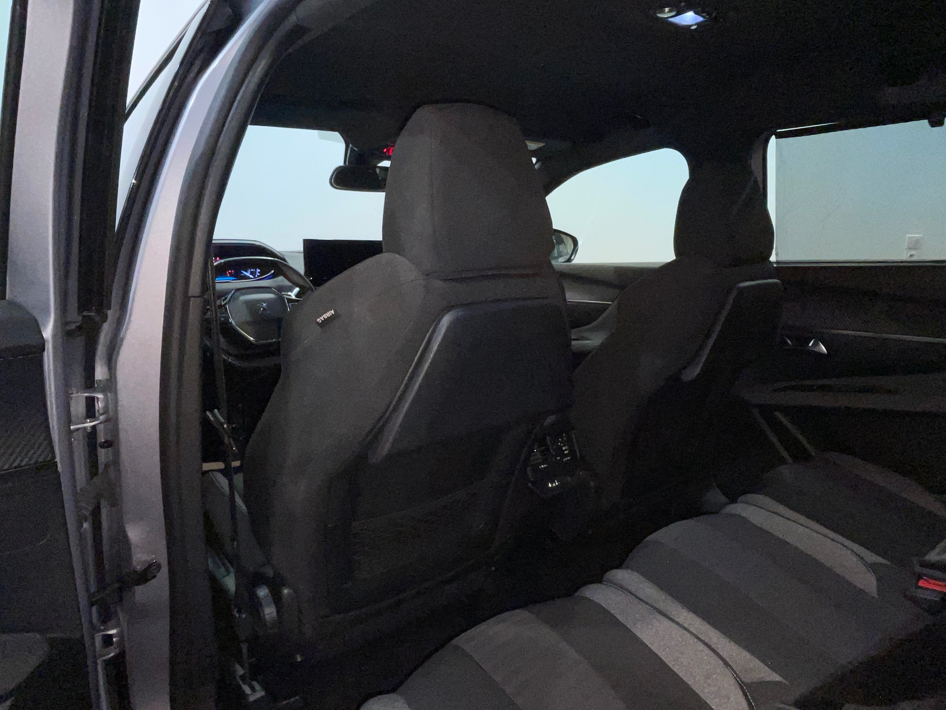 PEUGEOT 5008 BlueHDi 130ch S&S EAT8 Active Pack