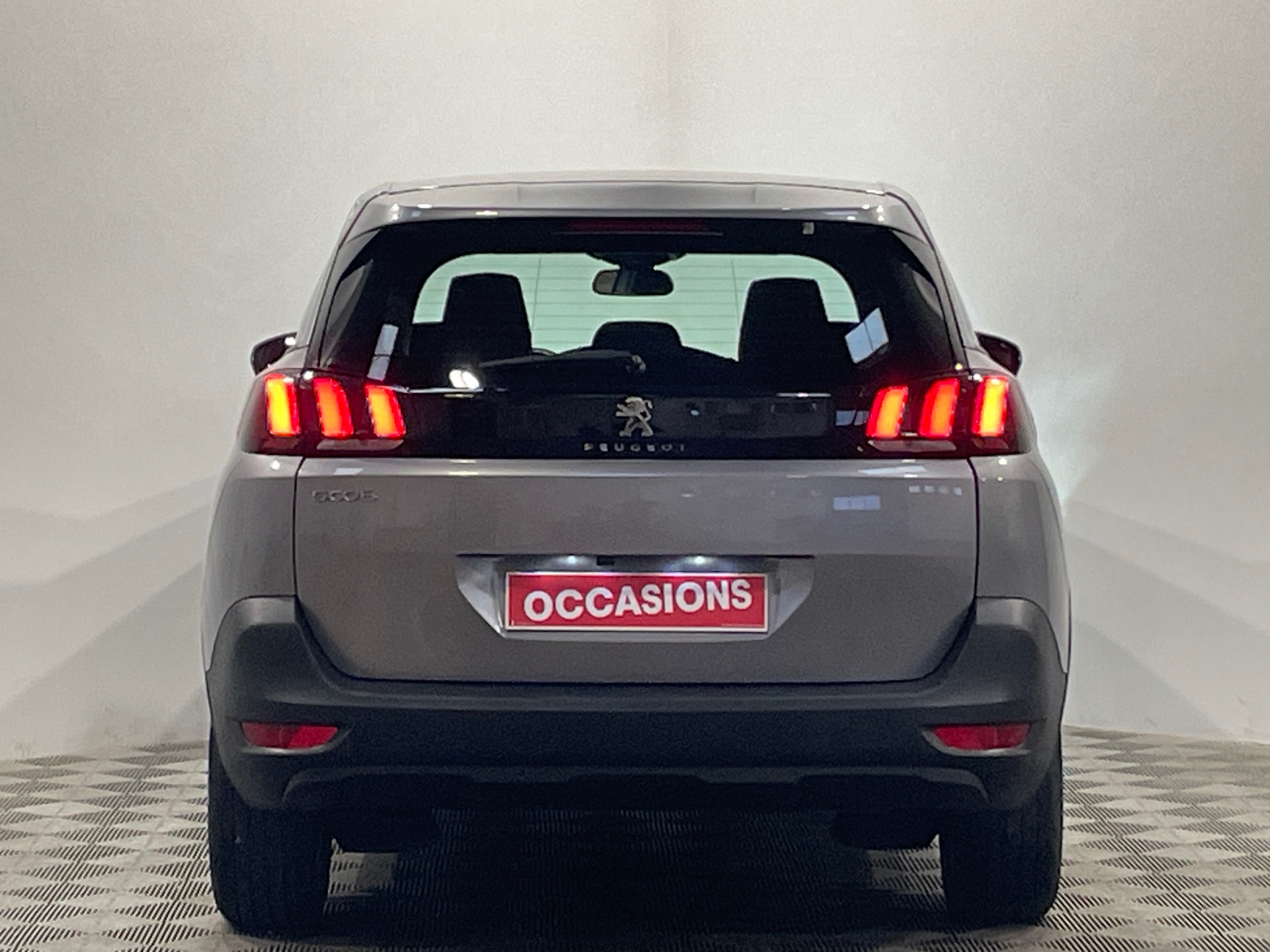 PEUGEOT 5008 BlueHDi 130ch S&S EAT8 Active Pack