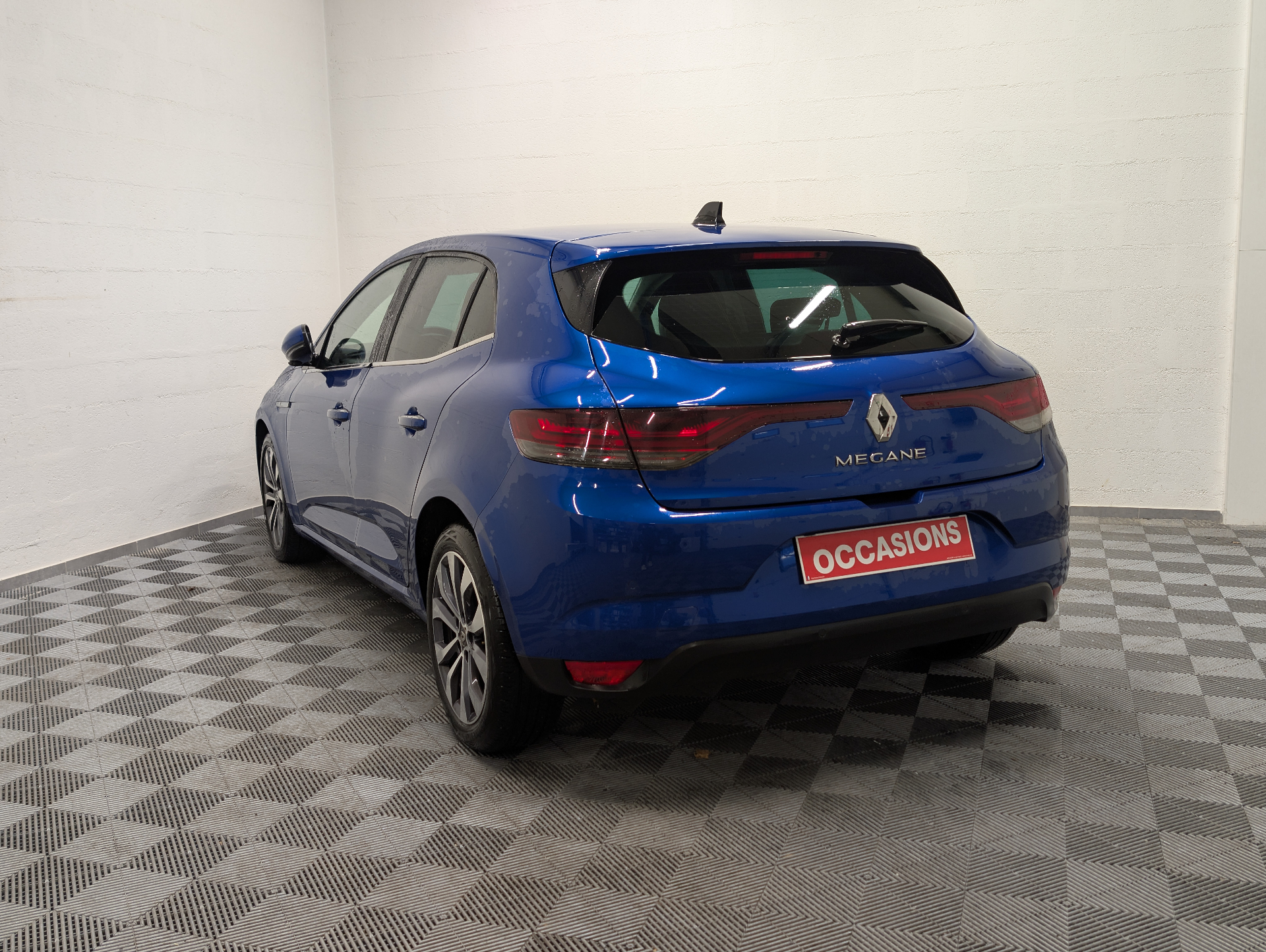 RENAULT MEGANE IV BERLINE techno TCe 140 EDC -23