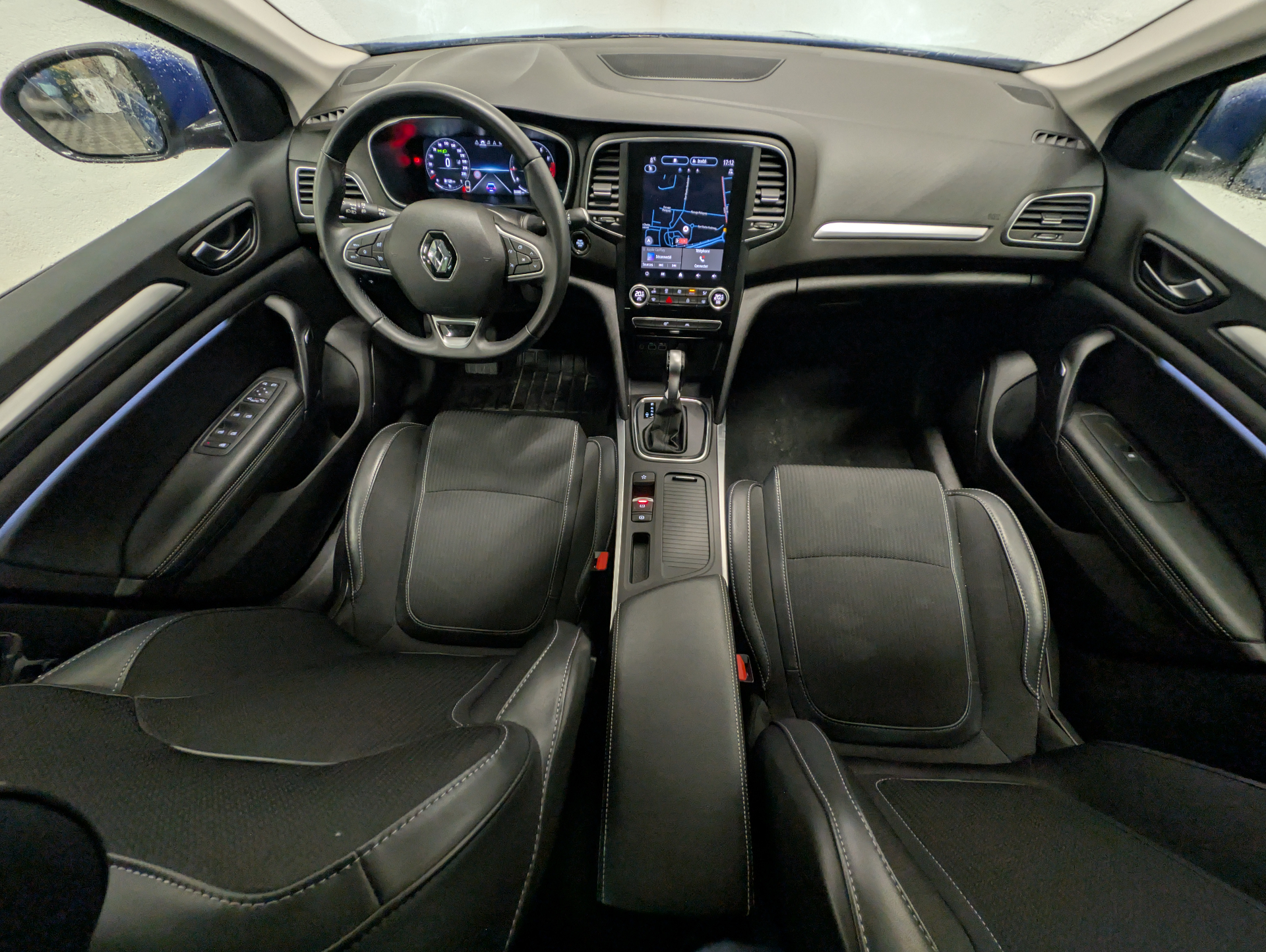 RENAULT MEGANE IV BERLINE techno TCe 140 EDC -23