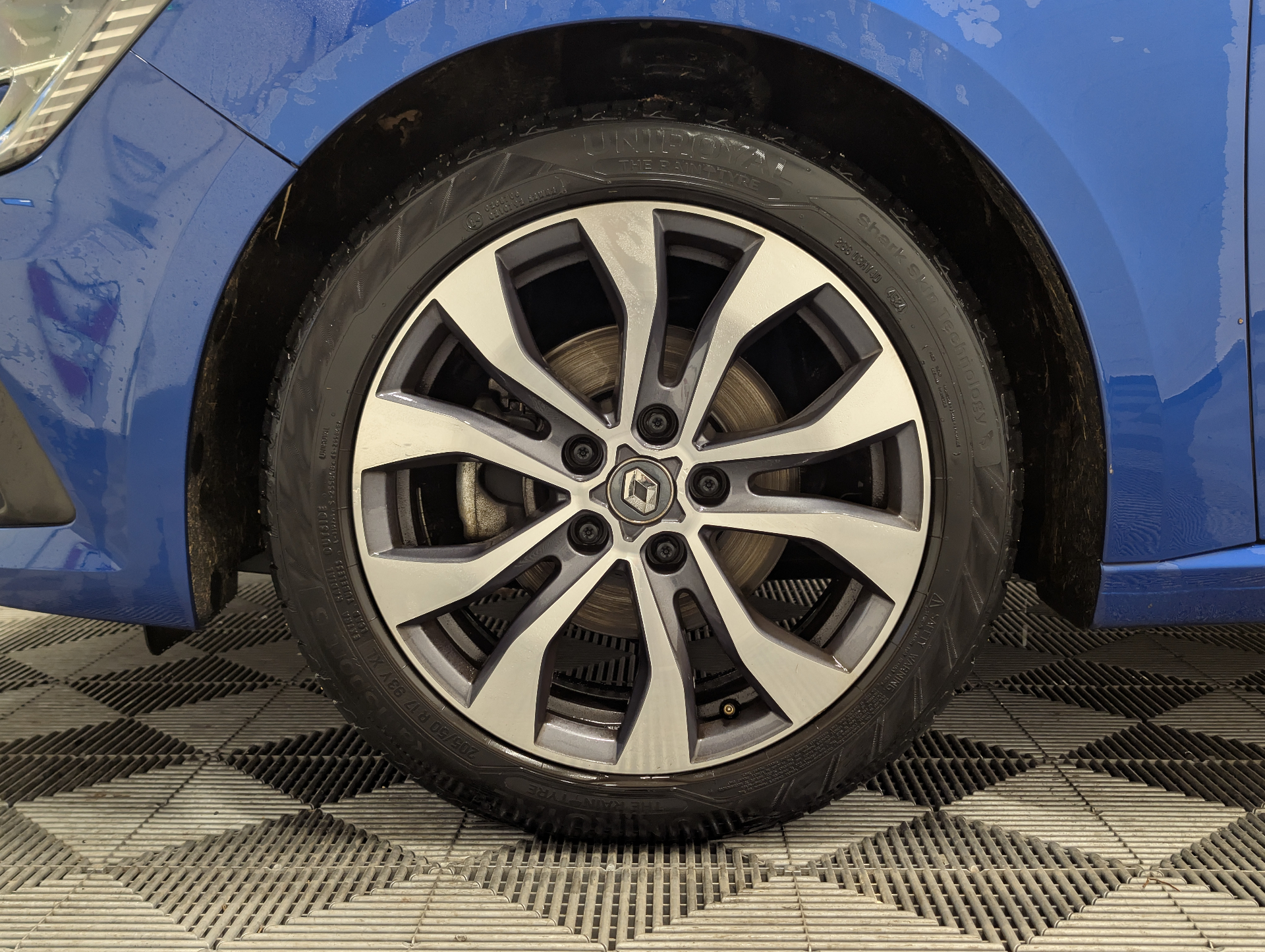 RENAULT MEGANE IV BERLINE techno TCe 140 EDC -23