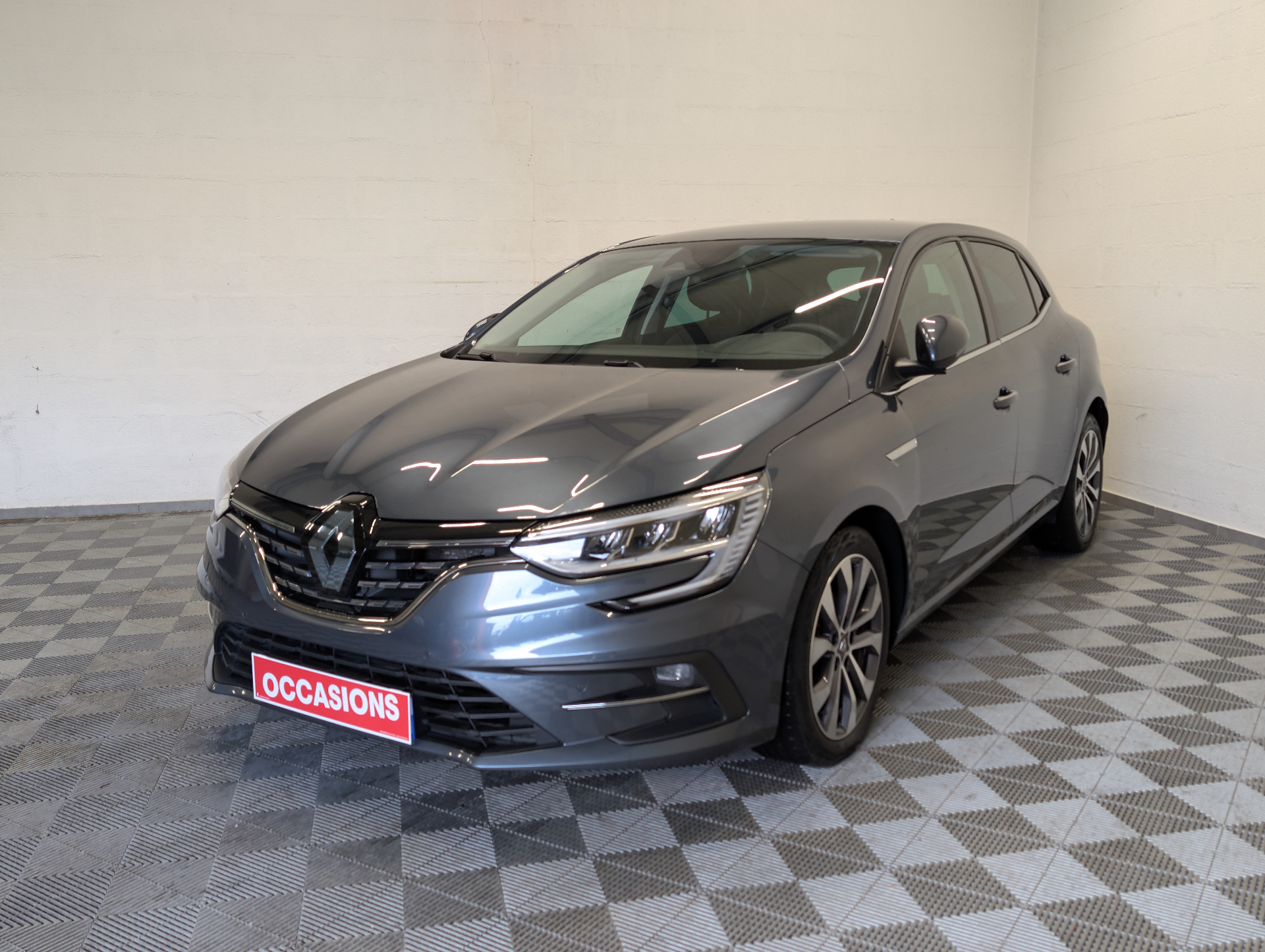RENAULT MEGANE IV BERLINE techno TCe 140 EDC -23