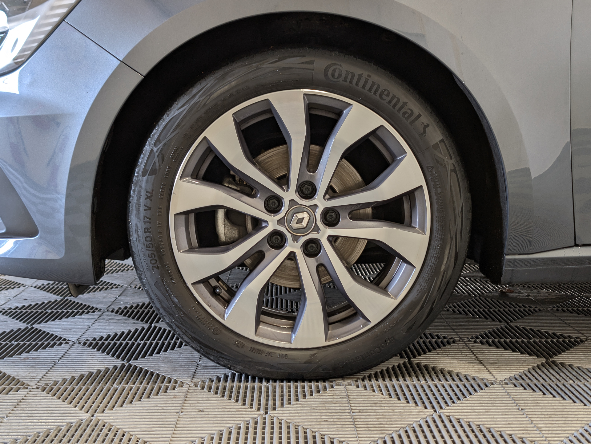 RENAULT MEGANE IV BERLINE techno TCe 140 EDC -23