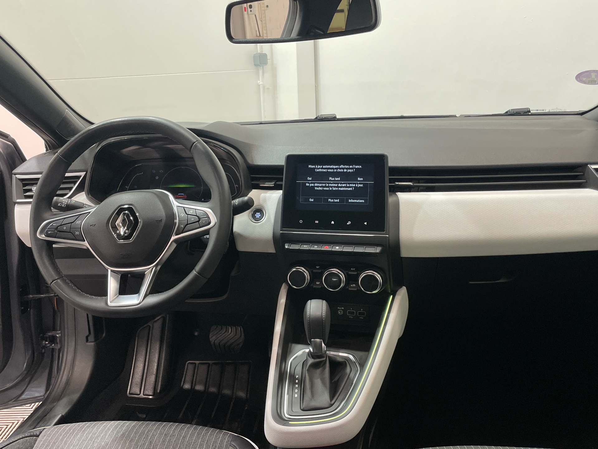 RENAULT CLIO V E-Tech full hybrid 145 Techno