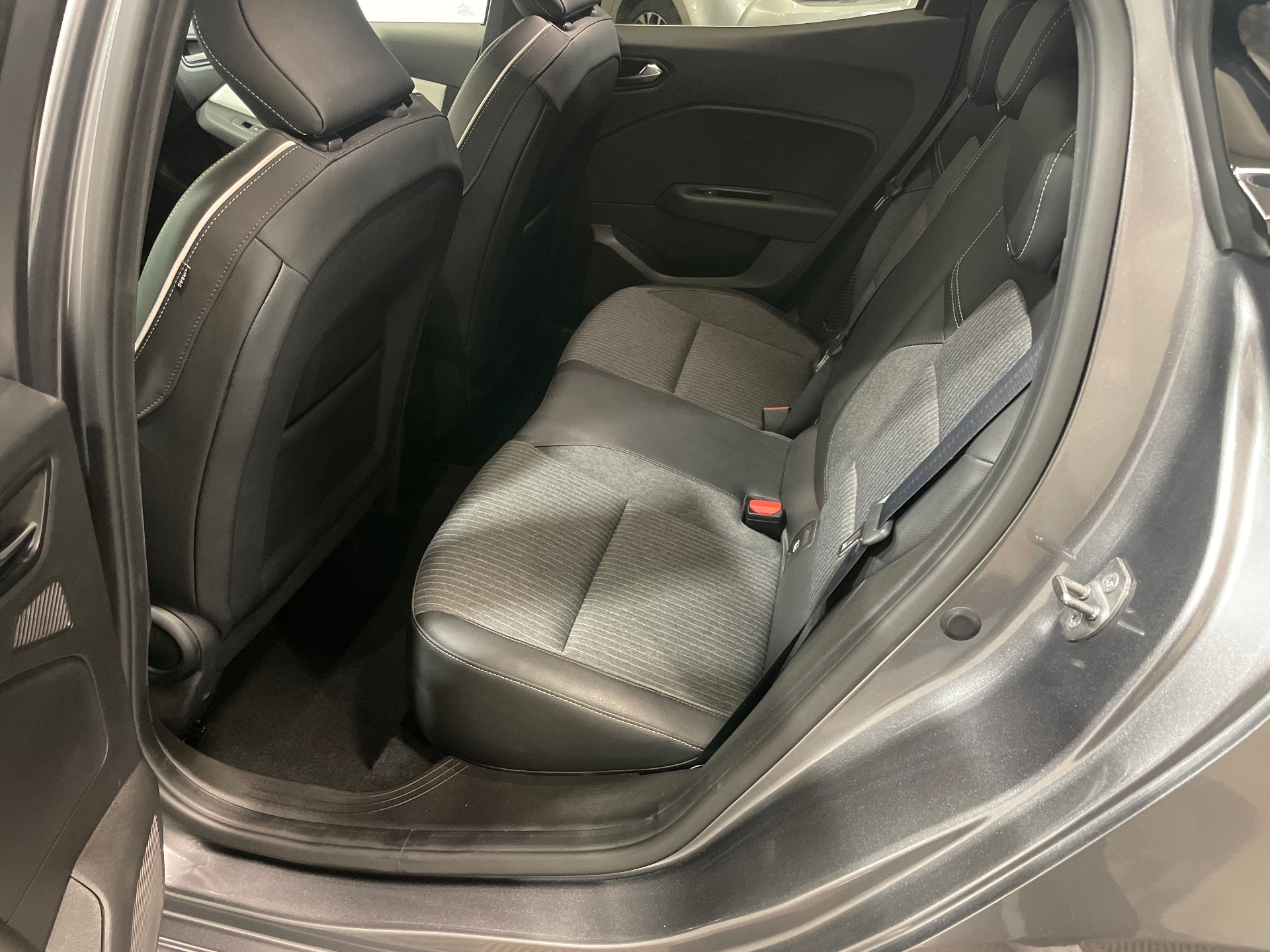 RENAULT CLIO V E-Tech full hybrid 145 Techno