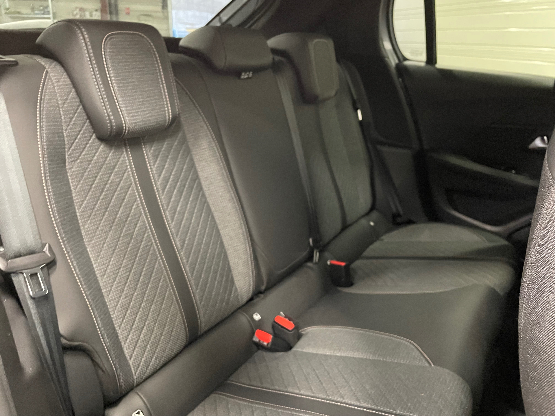 PEUGEOT 208 100 S&S BVM6 Allure