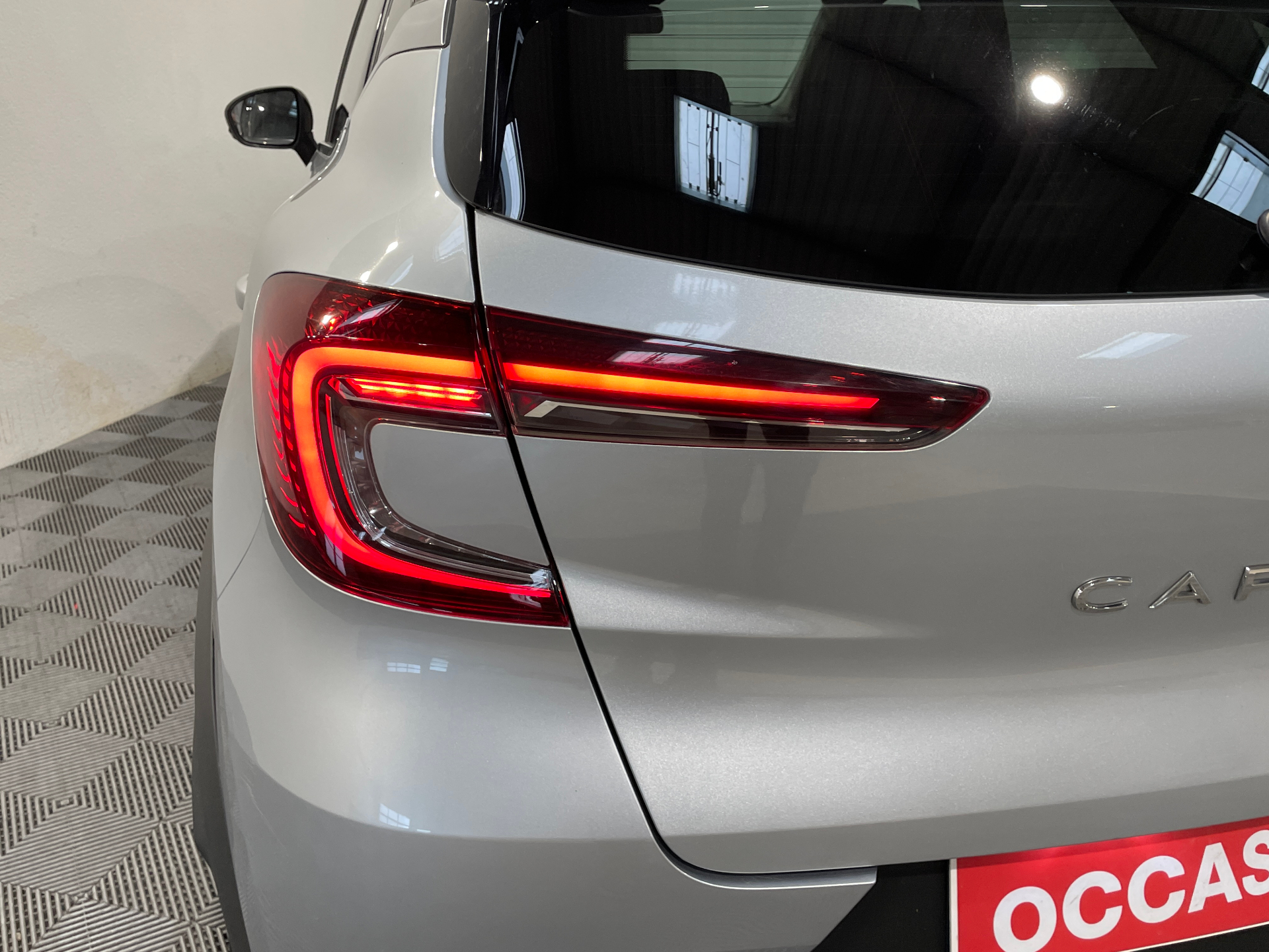 RENAULT CAPTUR TCe 140 EDC - 21 Intens