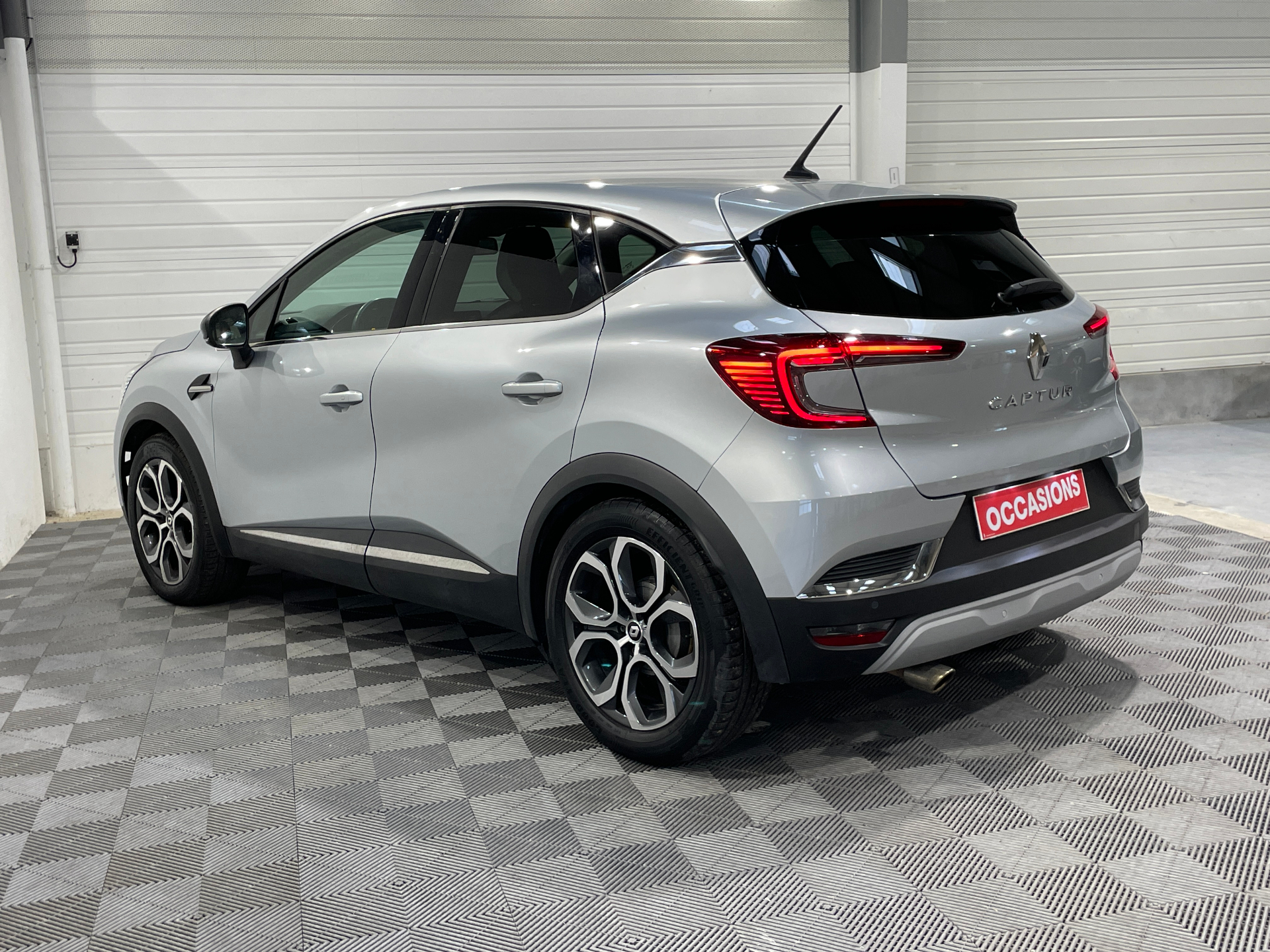 RENAULT CAPTUR TCe 140 EDC - 21 Intens