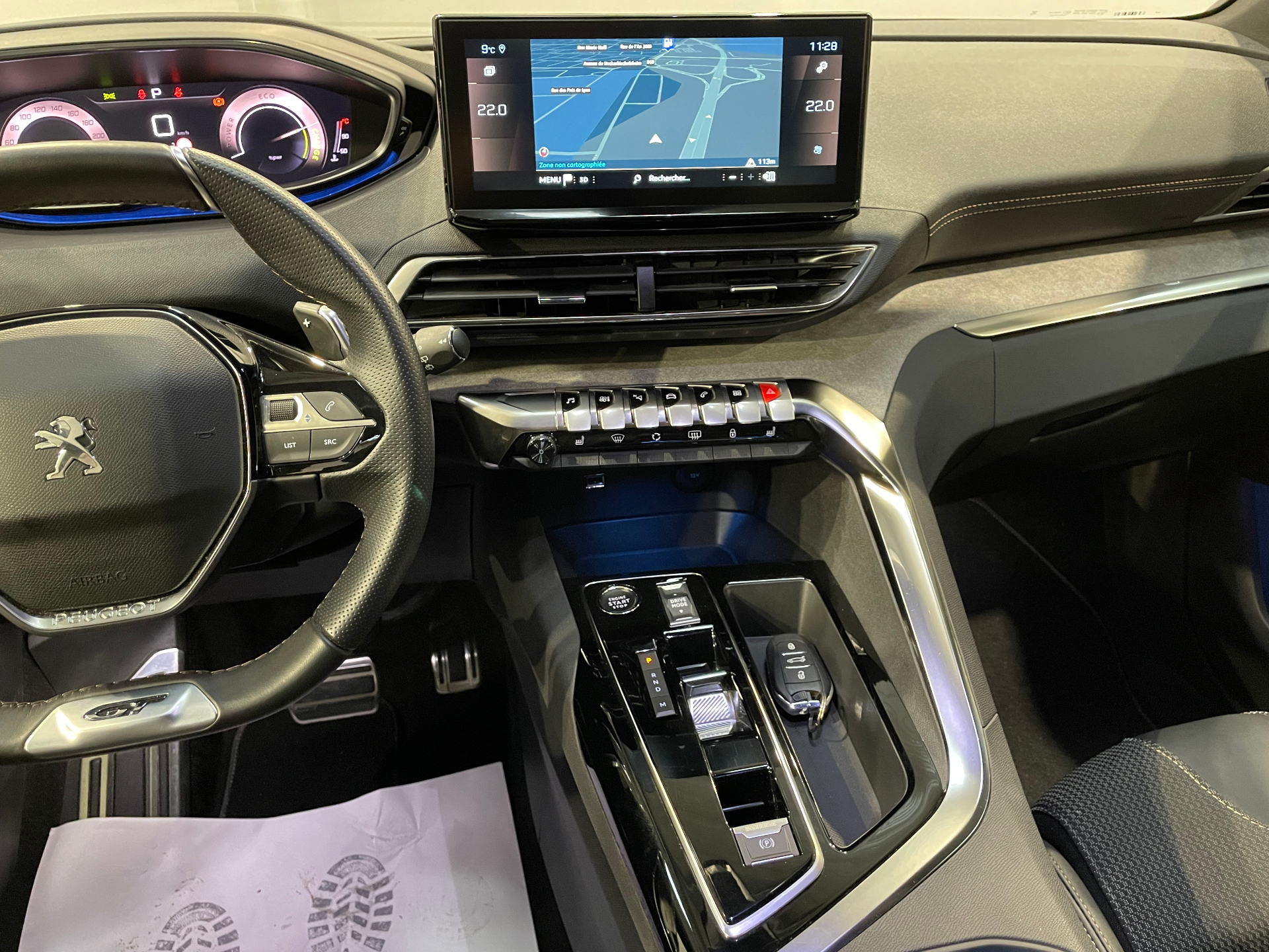 PEUGEOT 3008 Hybrid 136 e-DCS6 GT